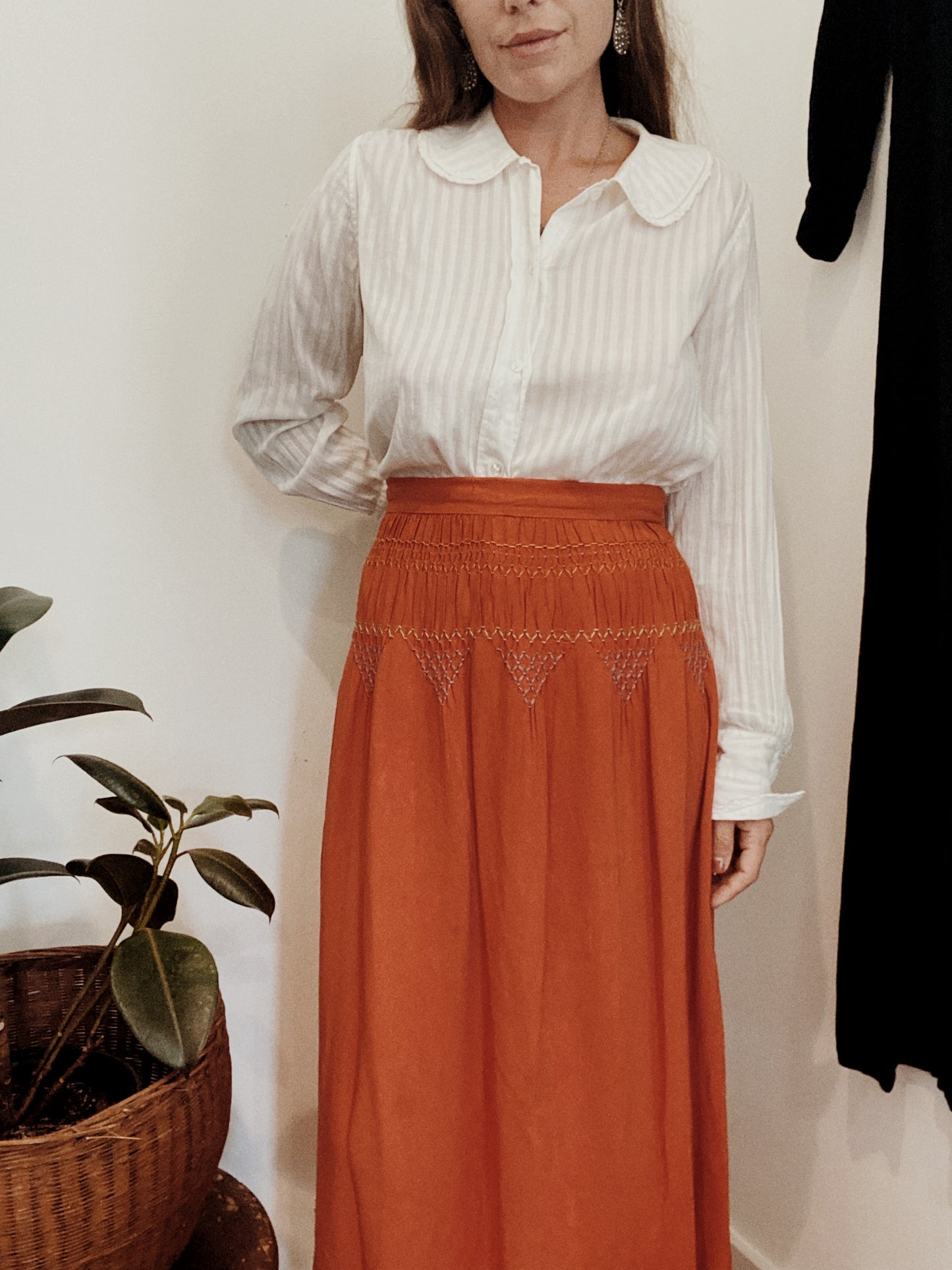 1940s Linen Smocked Orange Folk Skirt- 34” Waist