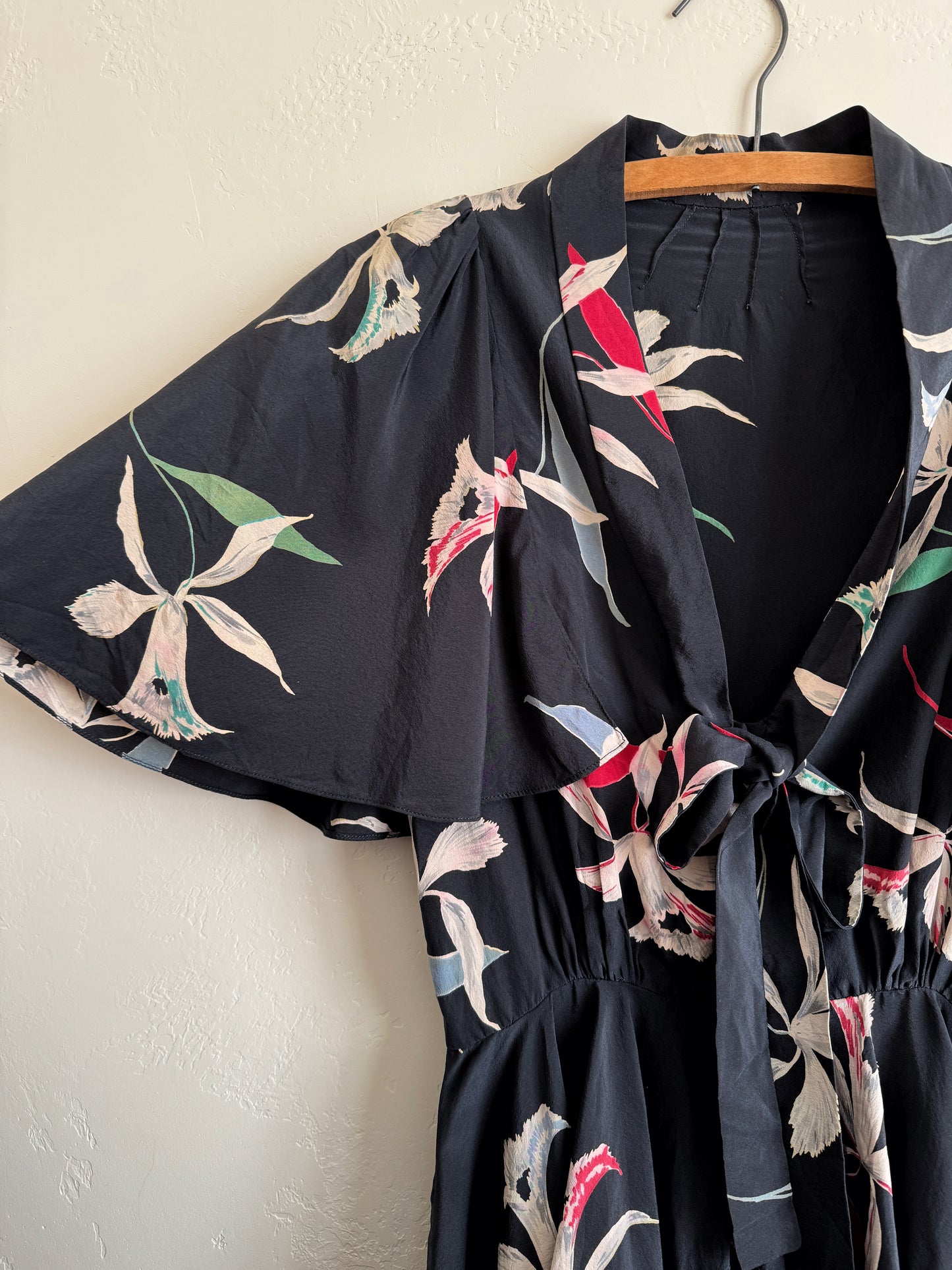 1930s/40s Black Orchid Silk Blouse w/ Flutter Sleeves- XS/S
