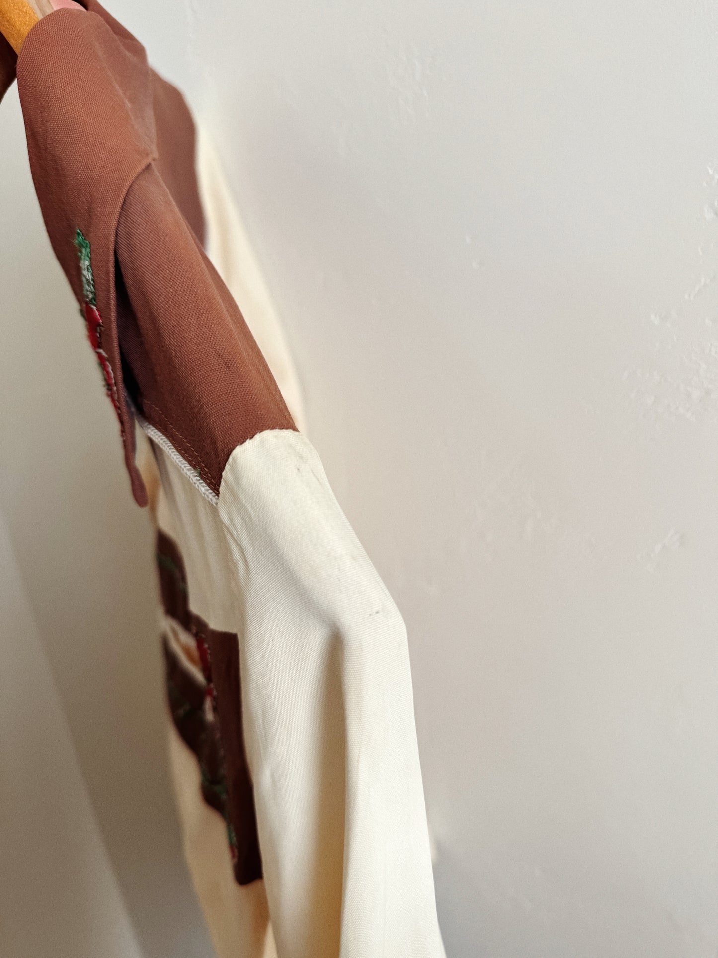 1940s Western Creme + Brown Chain Stitched Blouse- S-S/M