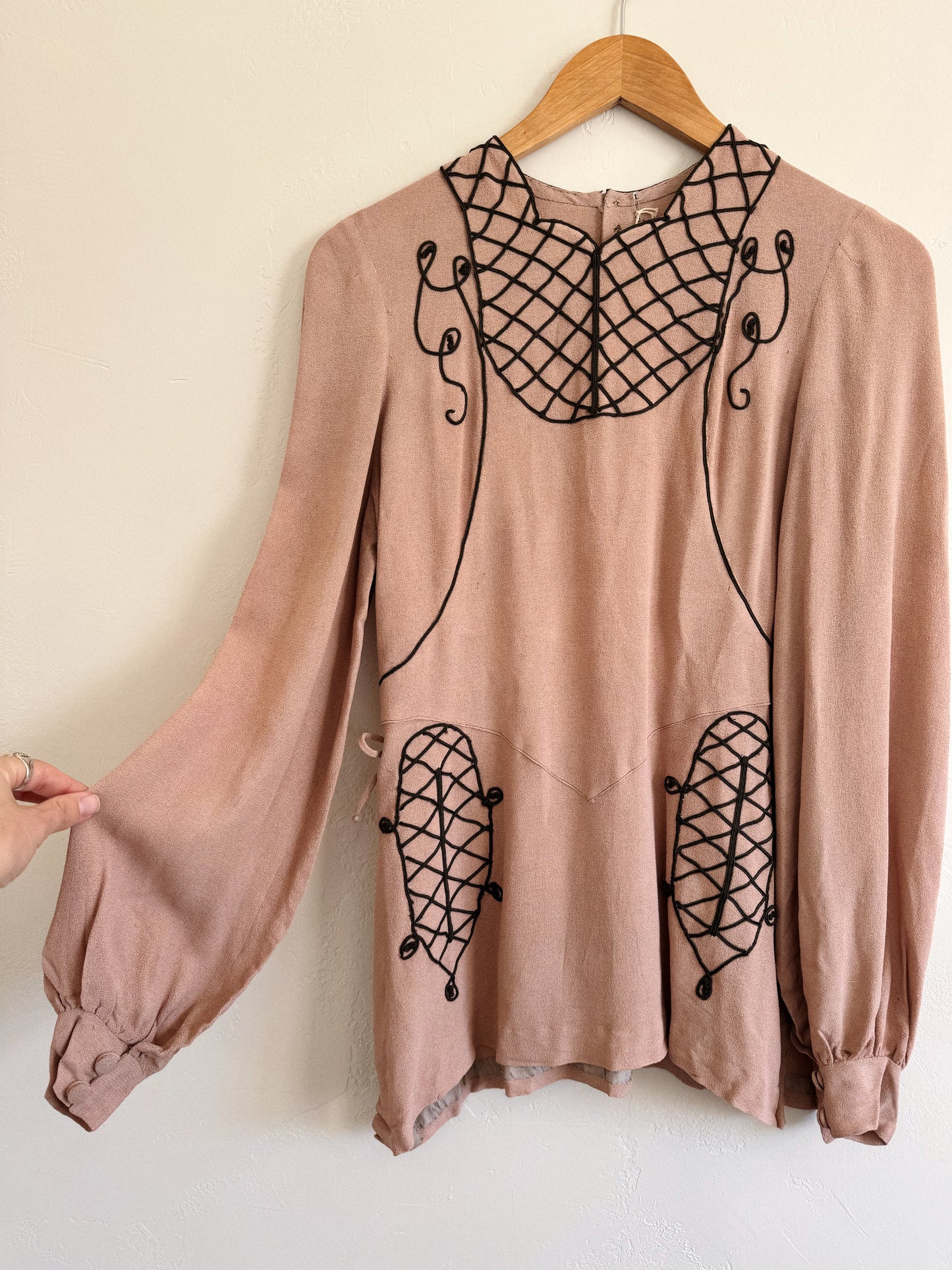 1940s Dusty Mauve Crepe Lattice Blouse w/ Lace Up Sides- S/M