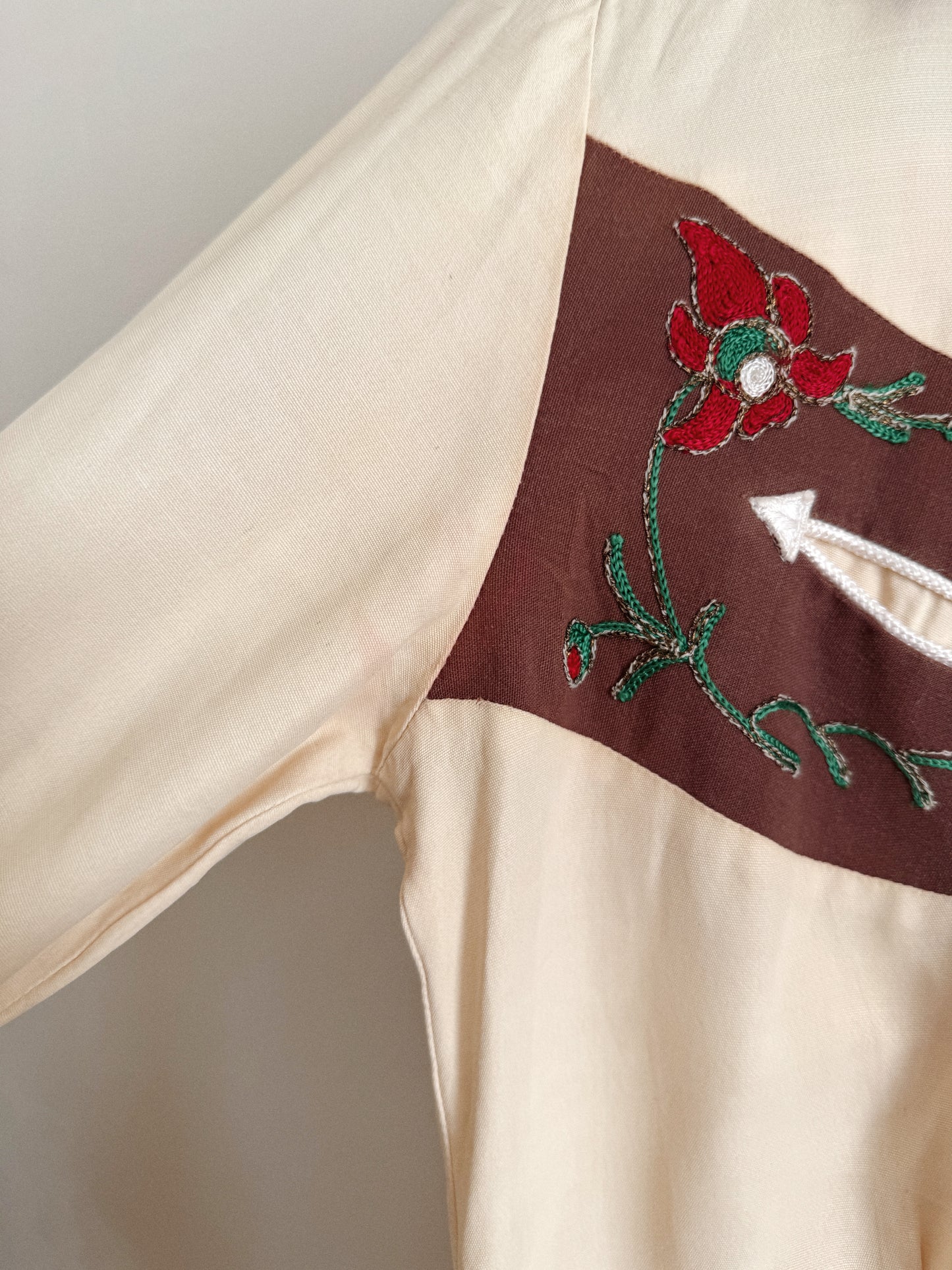 1940s Western Creme + Brown Chain Stitched Blouse- S-S/M