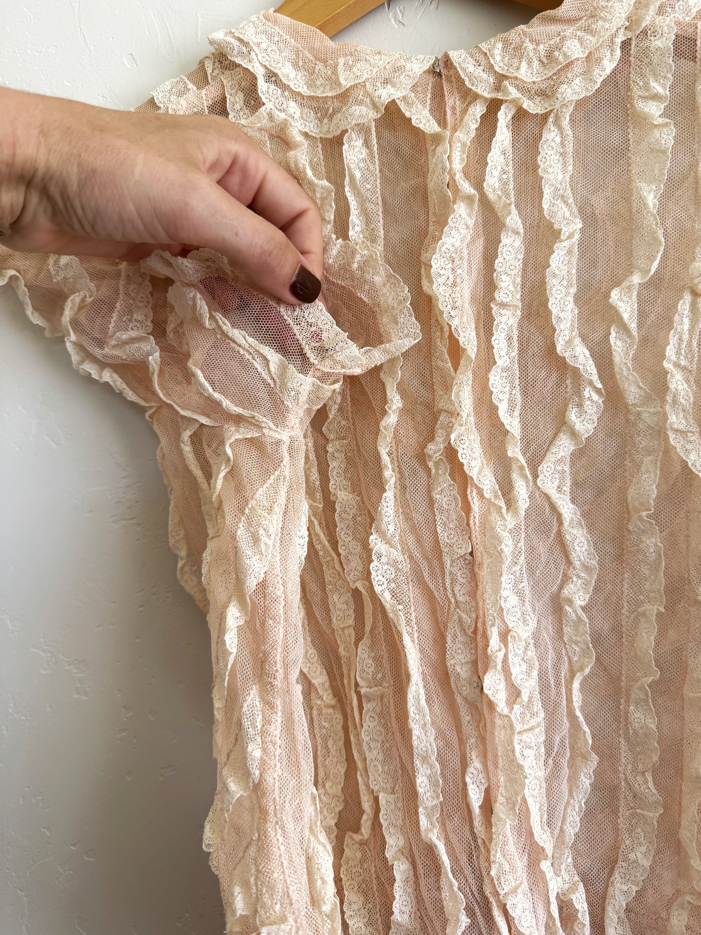 1930s/40s Blossom Pink Net + Lace Babydoll Blouse- S/M