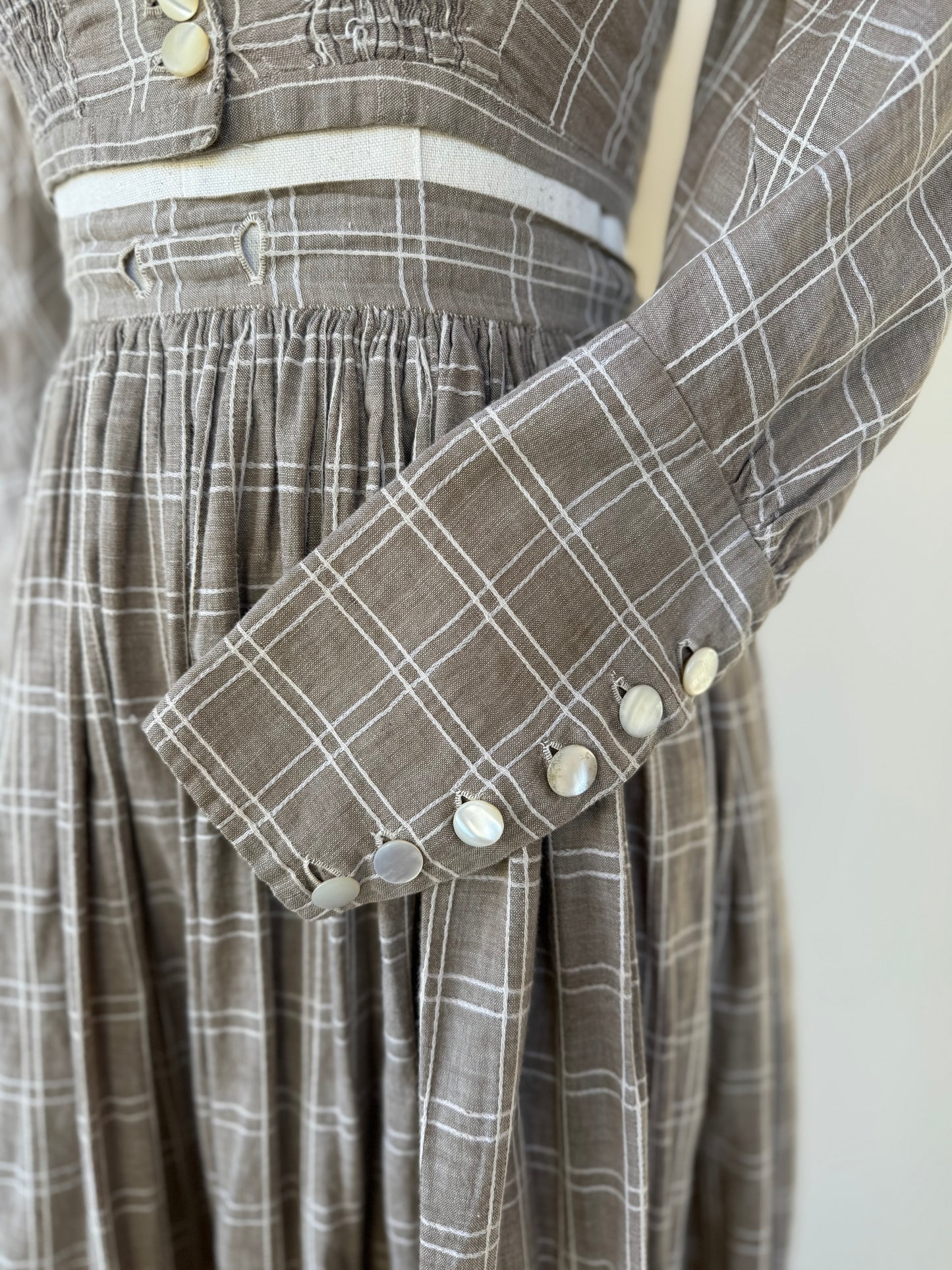 Antique 1800s Victorian Linen Set w/ Thick Shell Buttons- XS/S