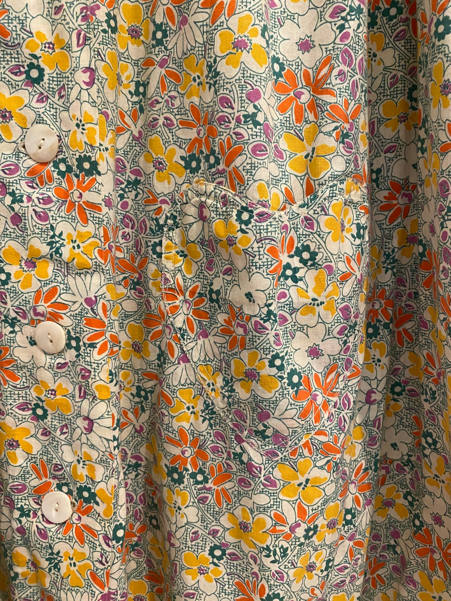 1930s Floral Feedsack Smock w/ Heart Pockets- L/XL