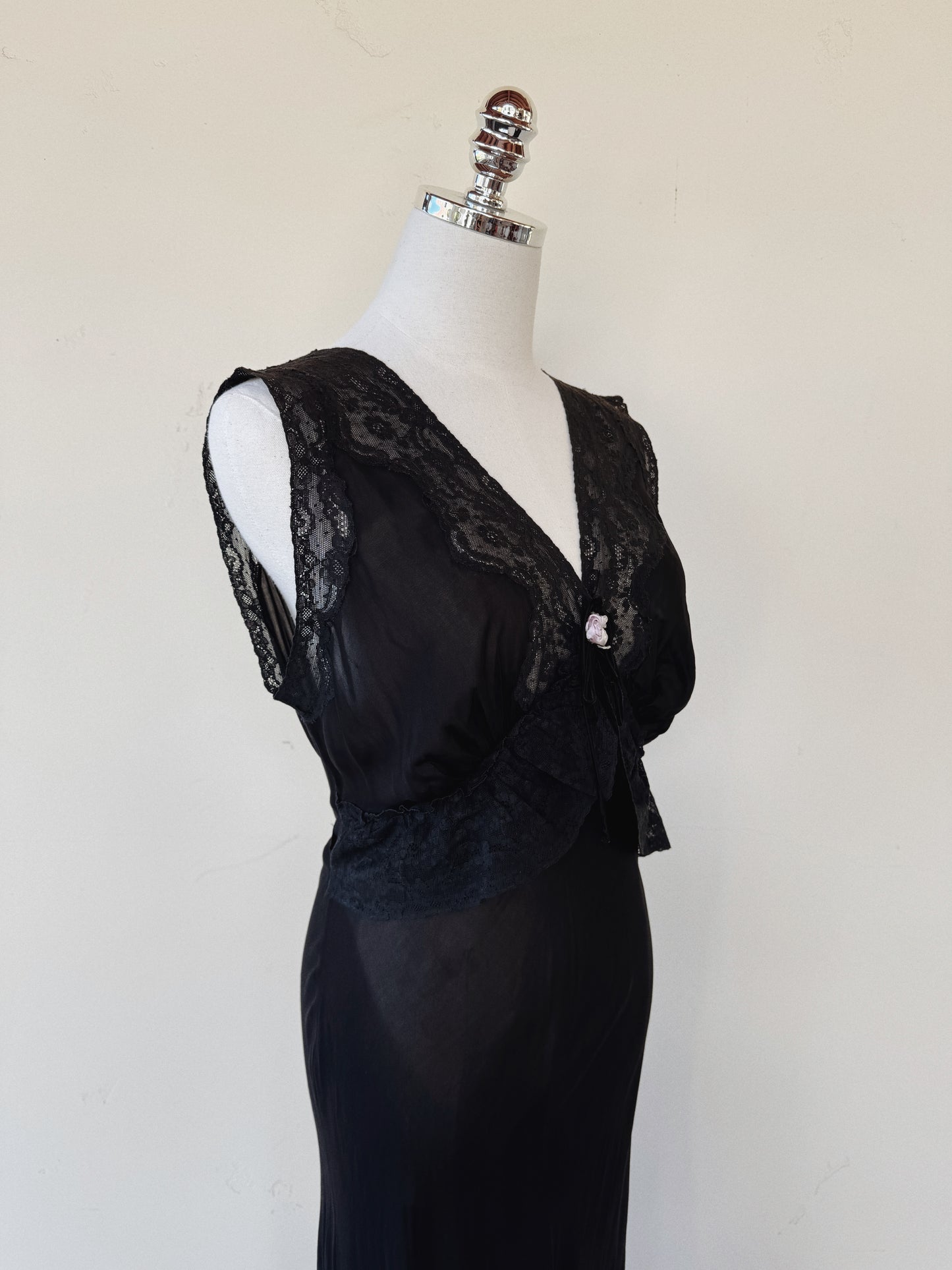 1940s Black Lace Slip w/ Lavender Rosettes- S/M