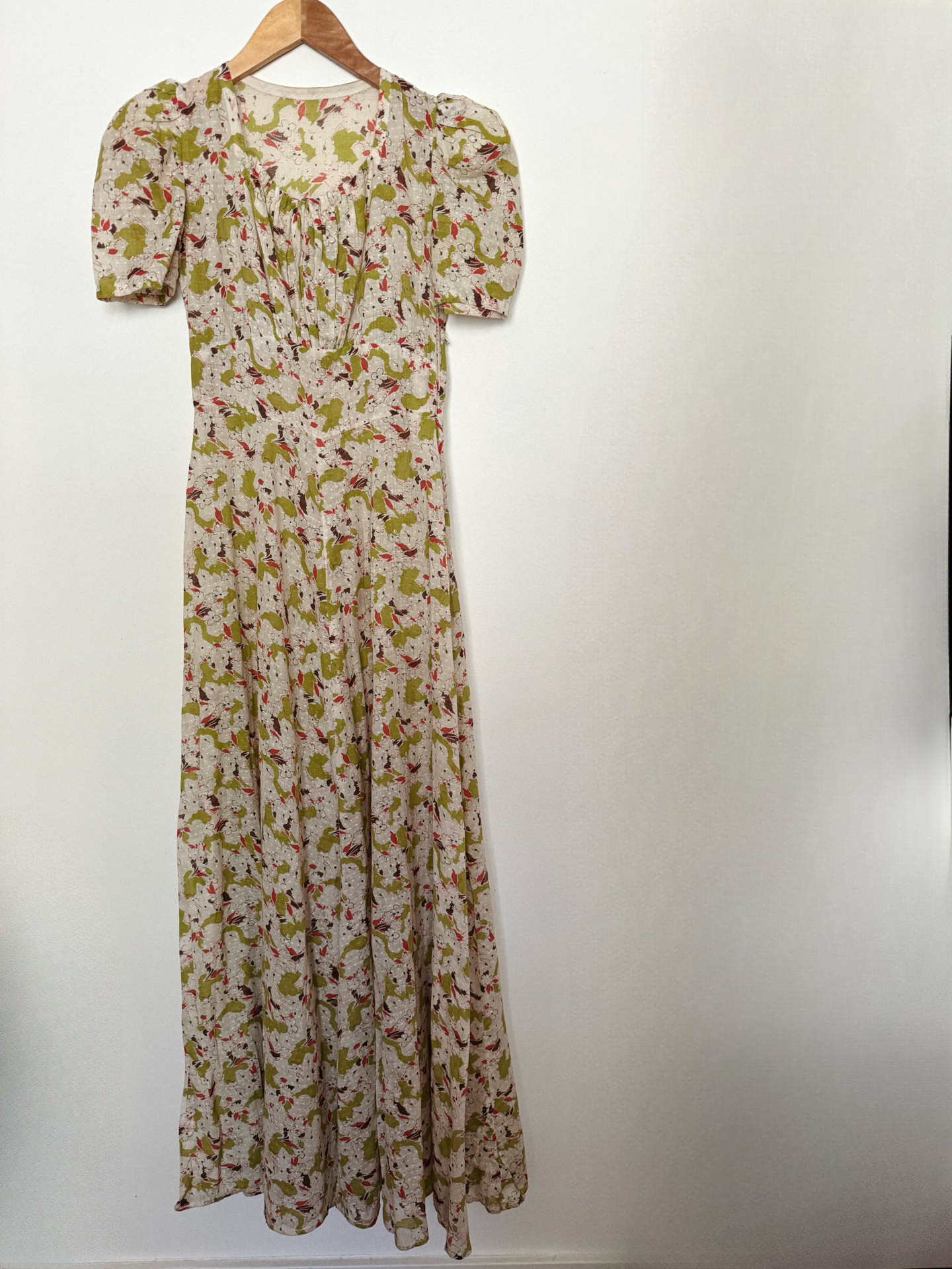 1930s Cotton Voile Lime Abstract Print Dress w/ Puffed Shoulders- S
