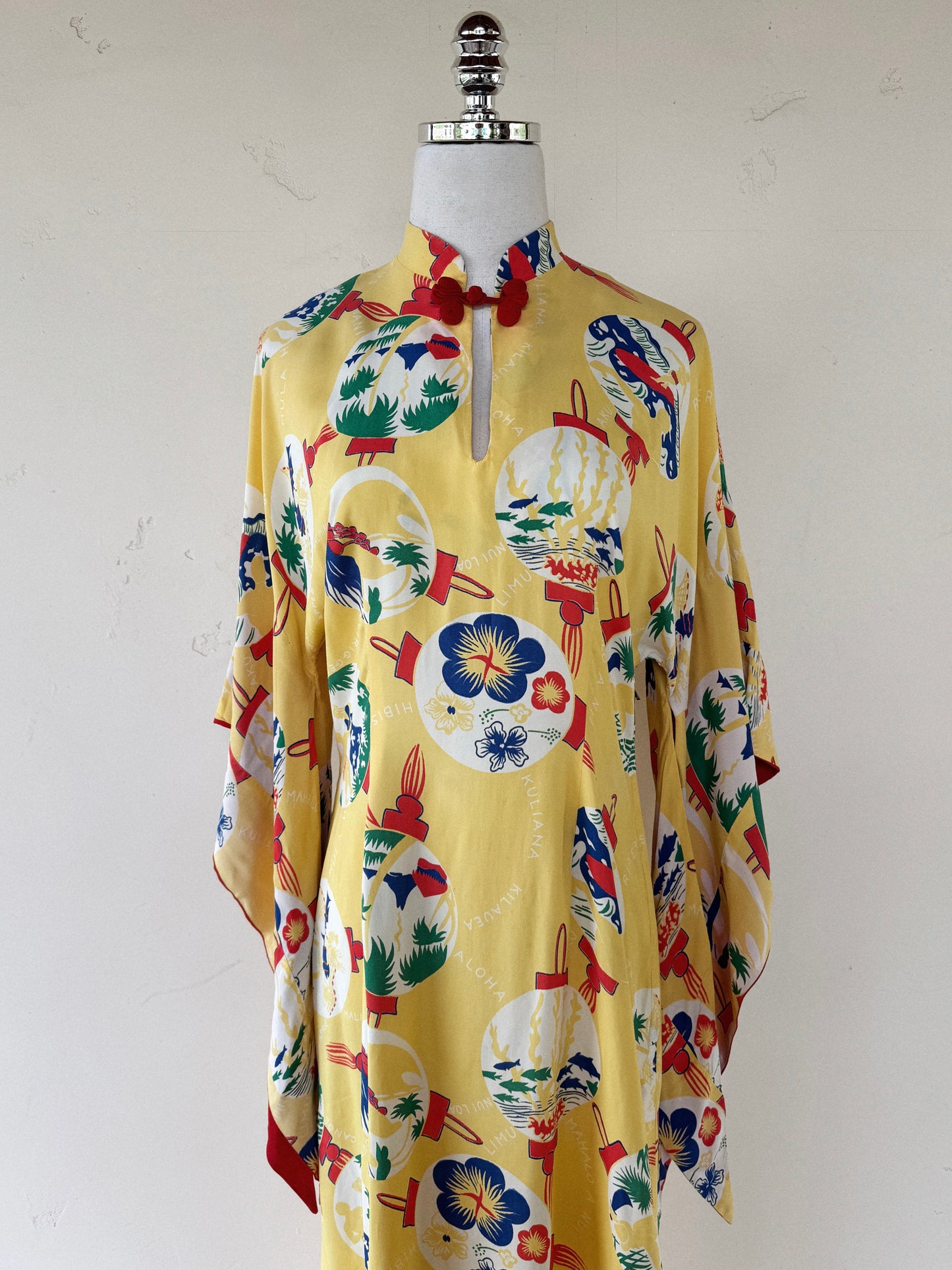 1940s Yellow Cold Rayon Hawaiian Pake Muu Dress- M/L