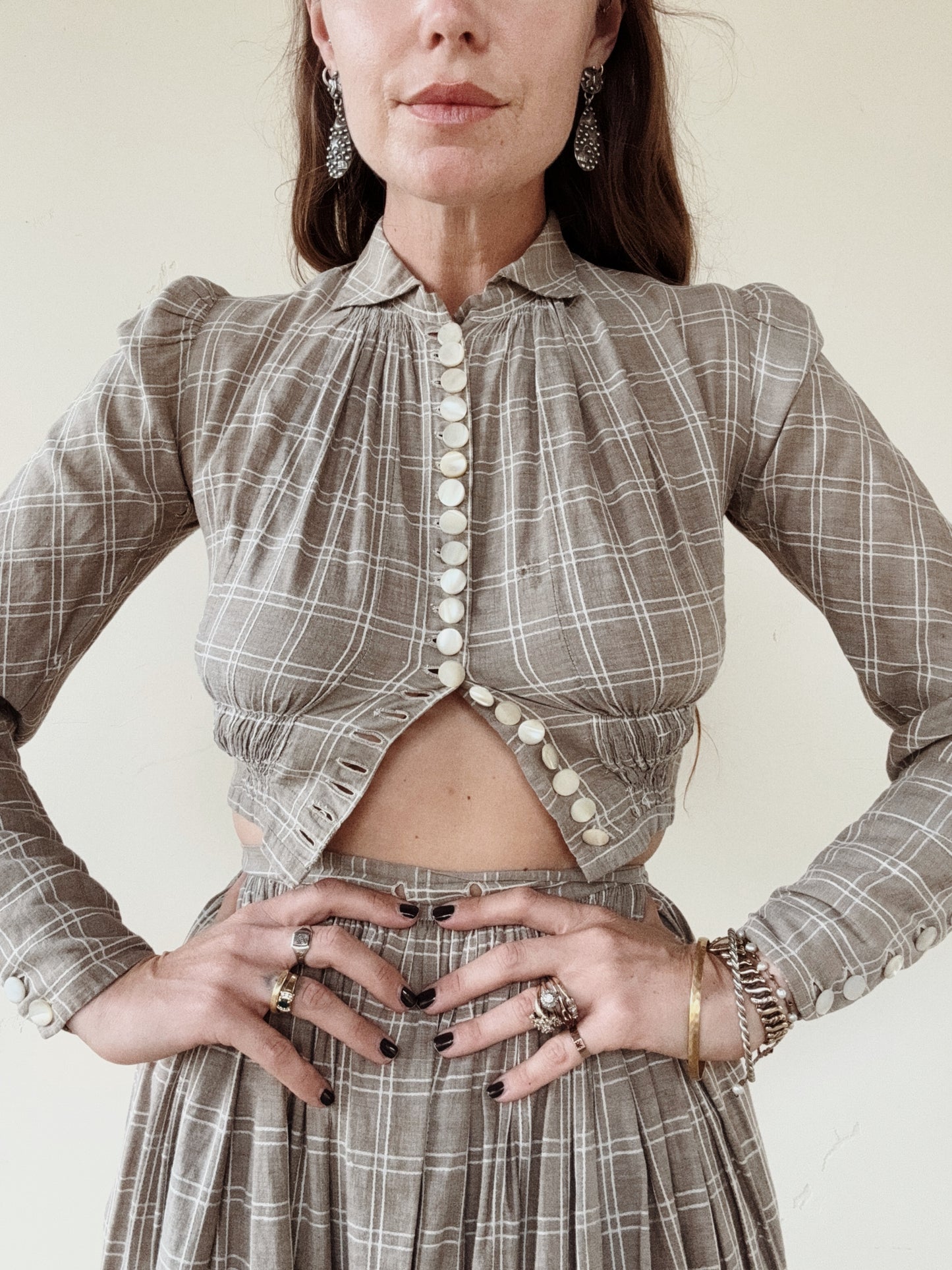 Antique 1800s Victorian Linen Set w/ Thick Shell Buttons- XS/S