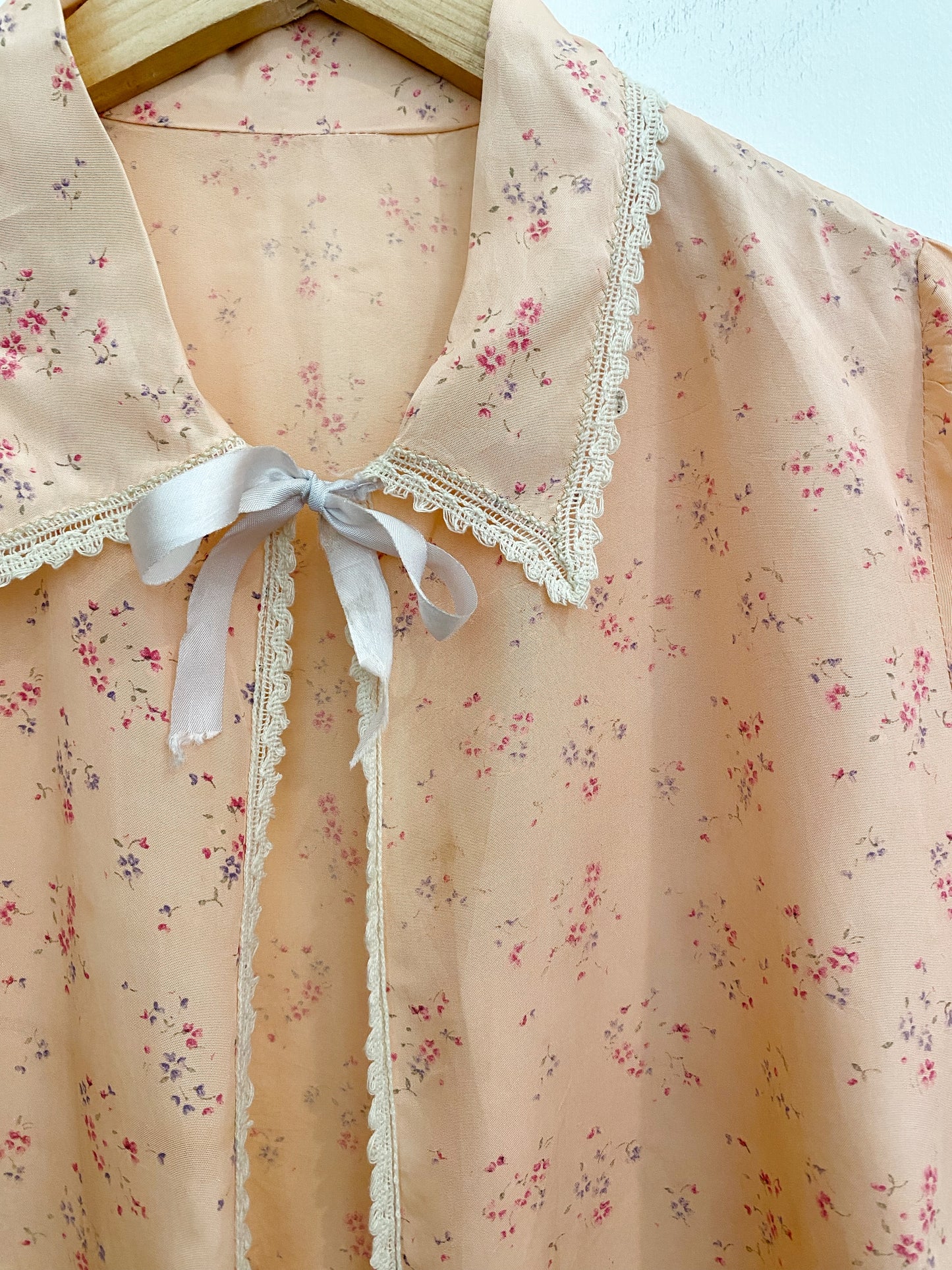 1930s/40s Pink Floral Rayon Bed Jacket Blouse- S/M