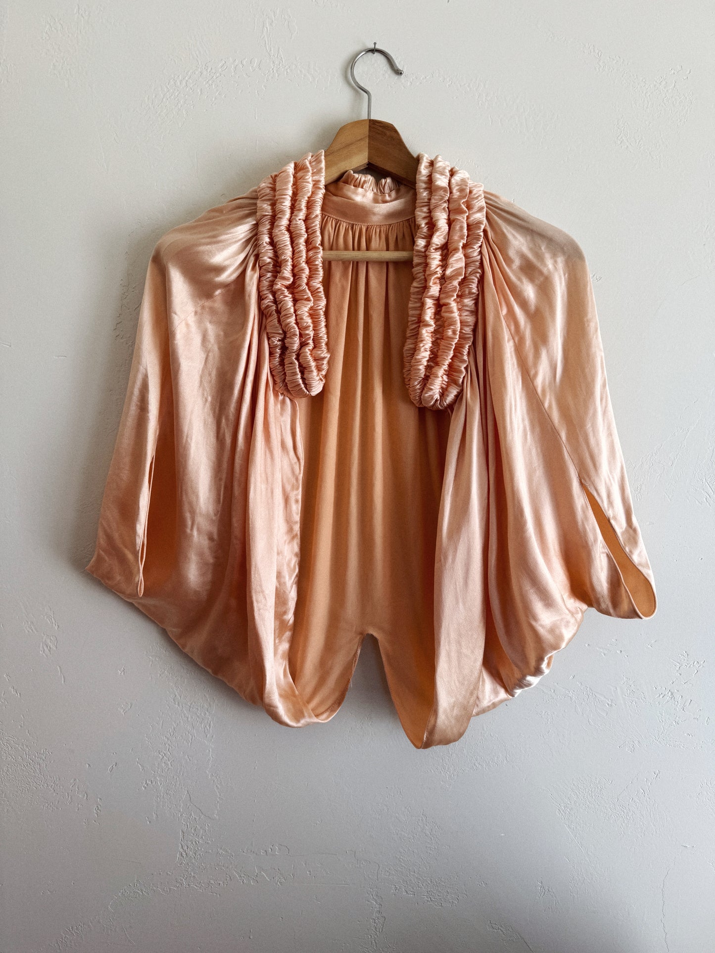 1930s Peach Liquid Satin Shrug w/ Heavily Ruched Collar- S/M