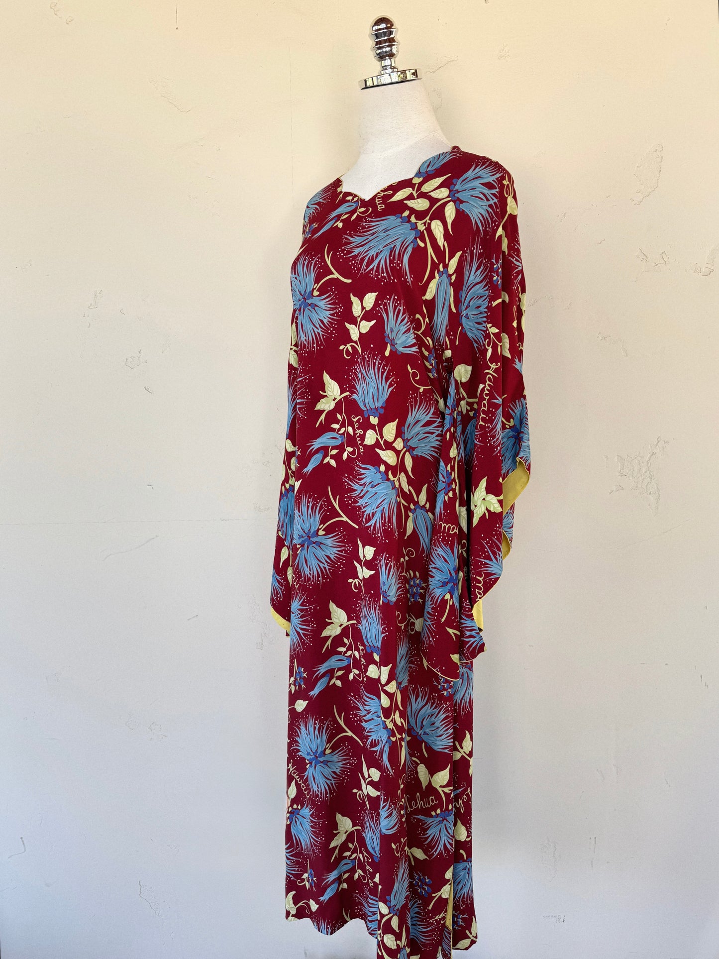 1940s Burgundy + Chartreuse Rayon Hawaiian Dress w/ Angel Sleeves- M