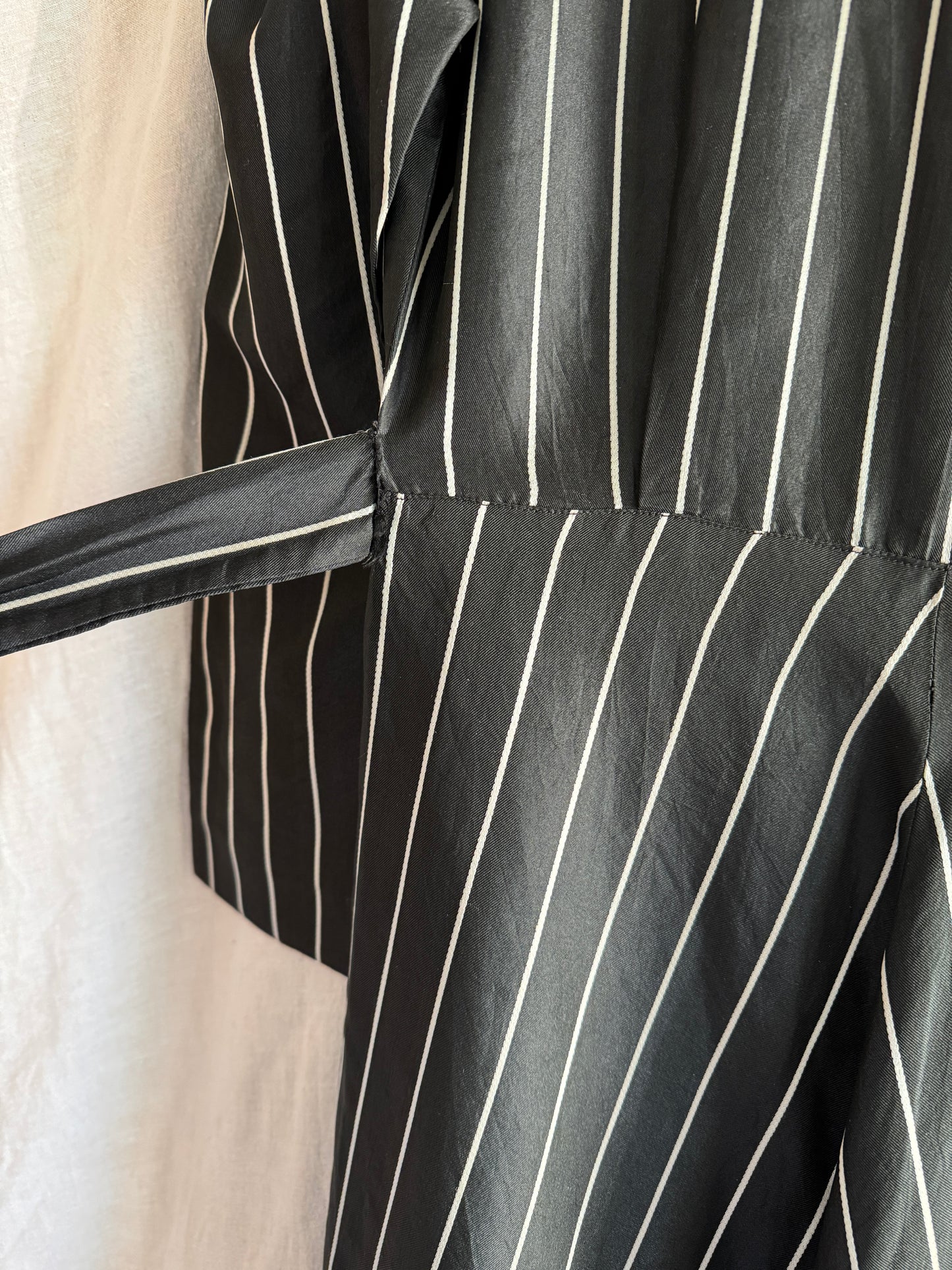 1940s Black Pinstripe Zipper Front Dressing Gown- S/M