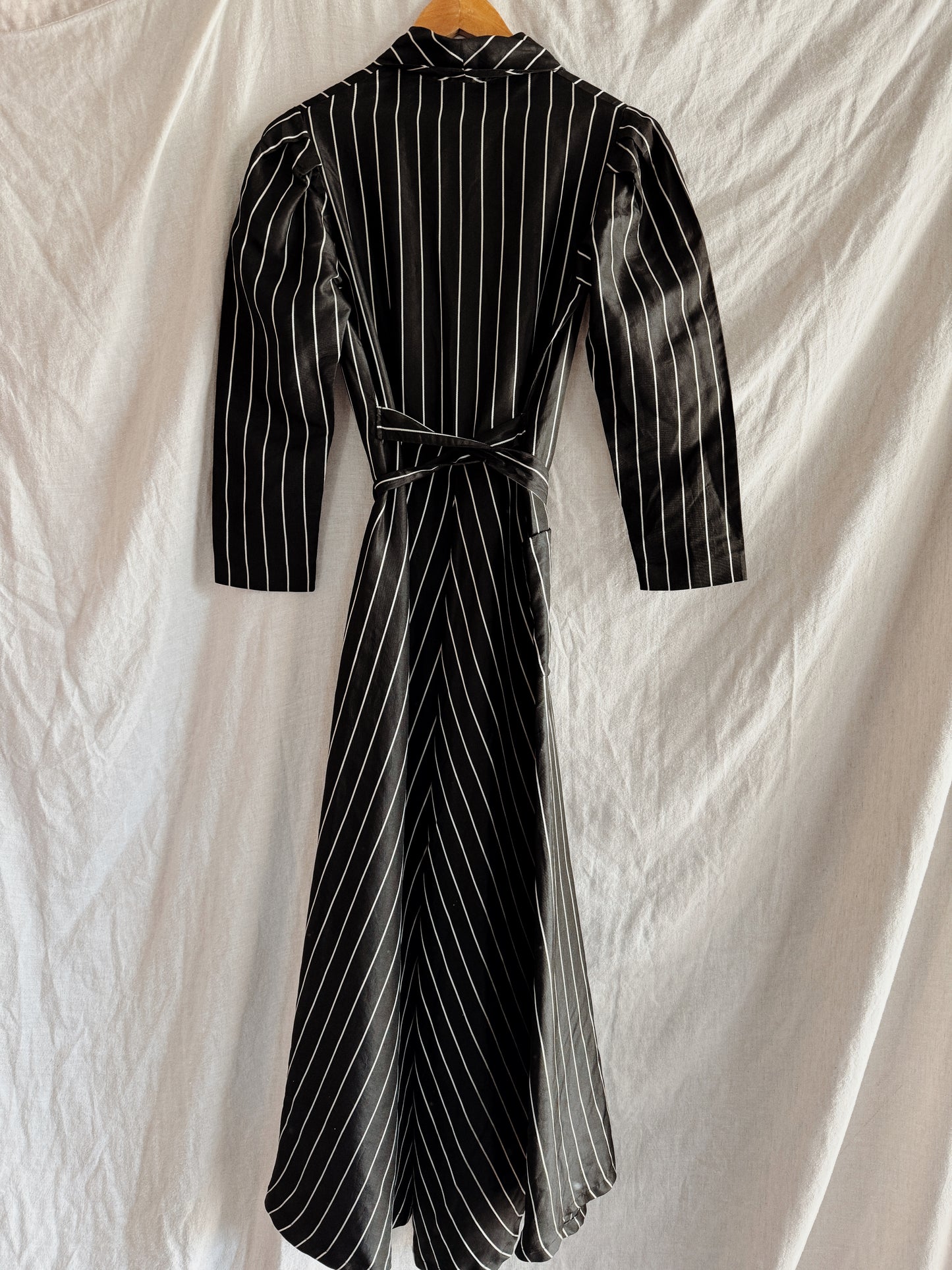 1940s Black Pinstripe Zipper Front Dressing Gown- S/M