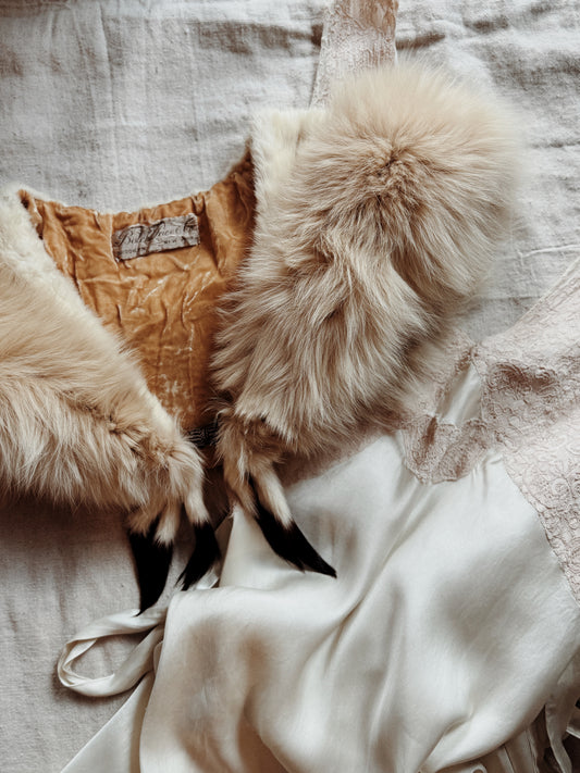 1930s Sumptuous Ermine Fur + Silk Velvet Collar w/ Bon Bon Closure