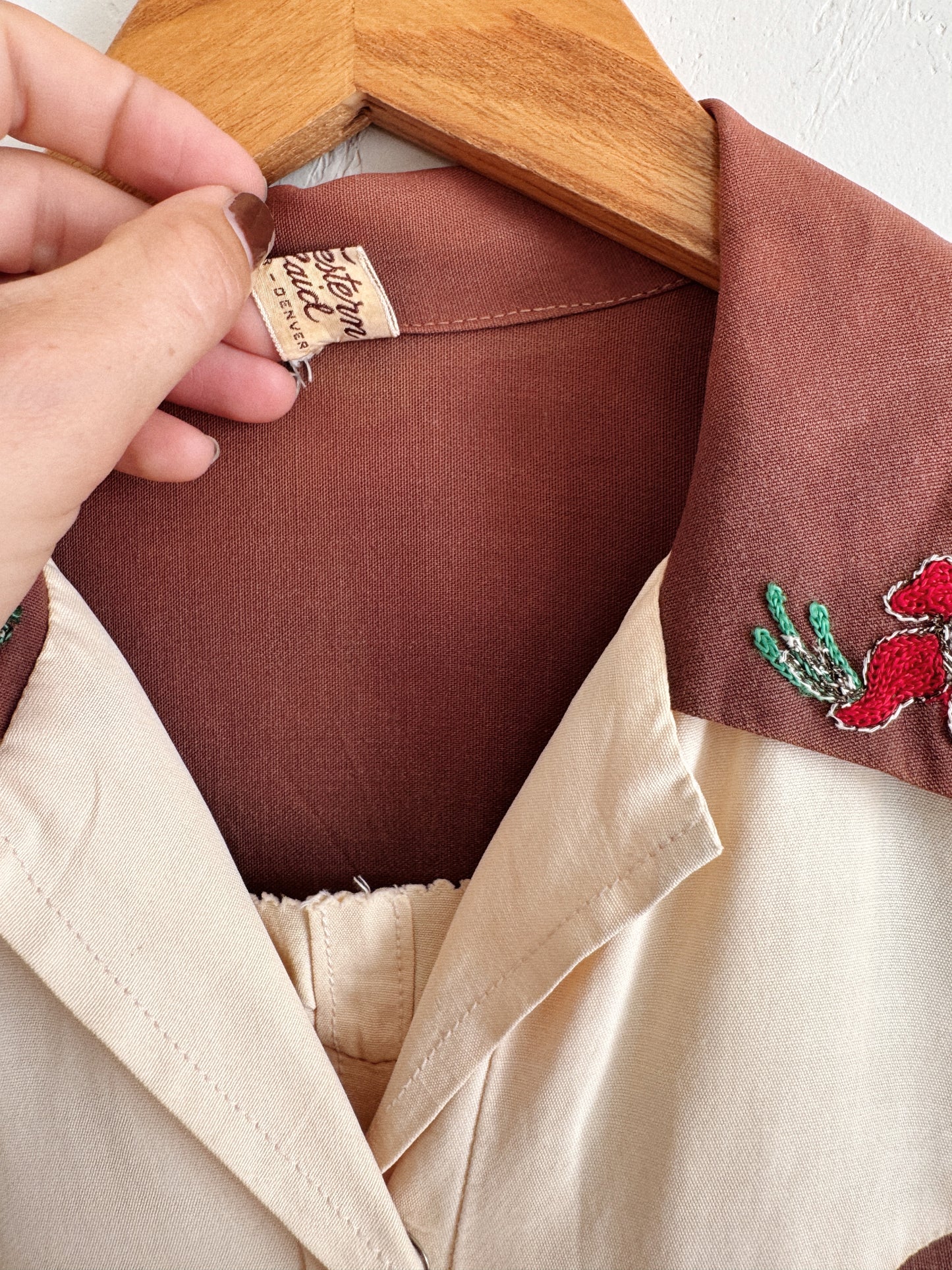 1940s Western Creme + Brown Chain Stitched Blouse- S-S/M