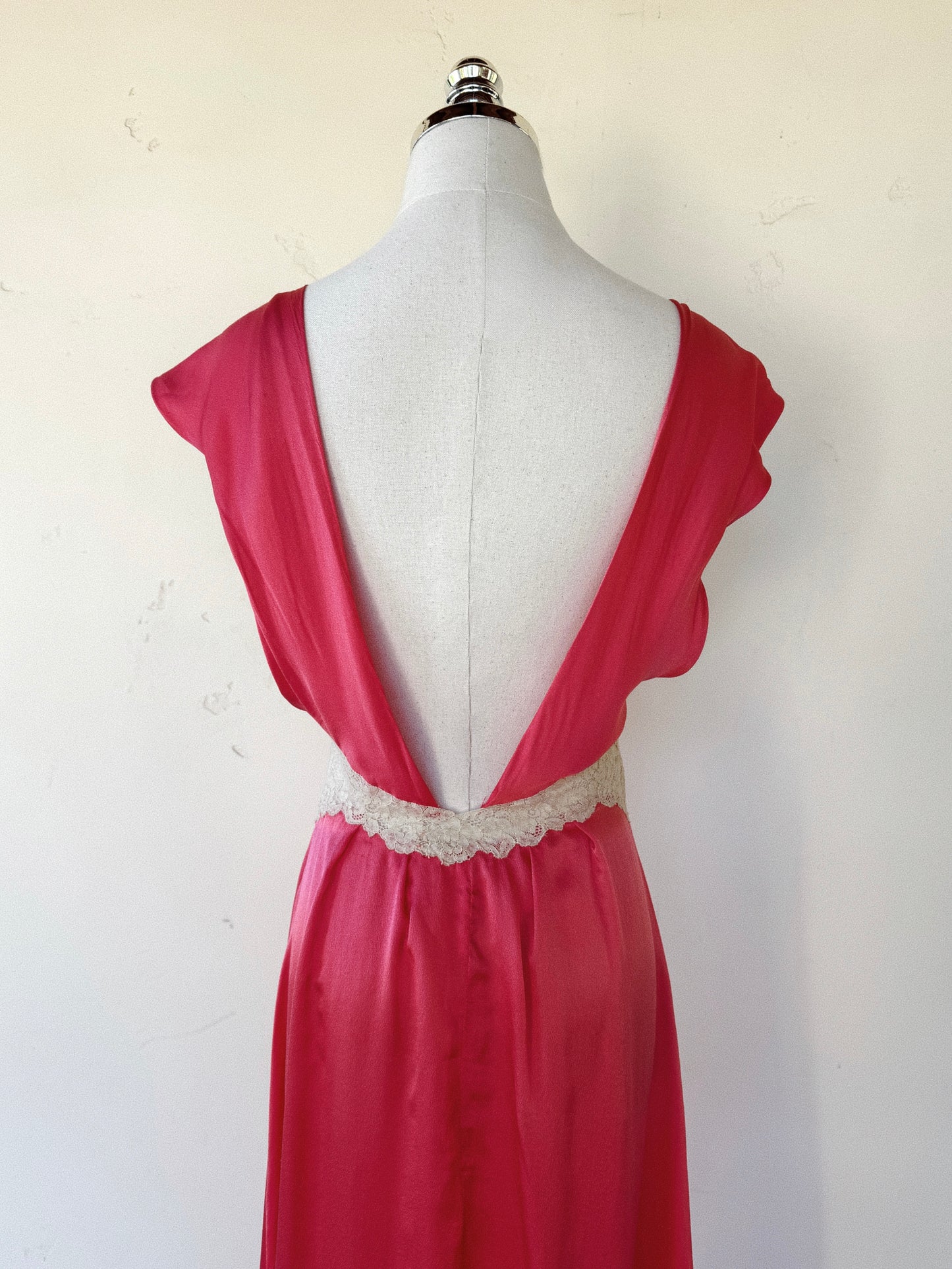 1930s Fuchsia Candy Pink Silk Slip Dress w/ Lace + Bow Appliqué- S/M