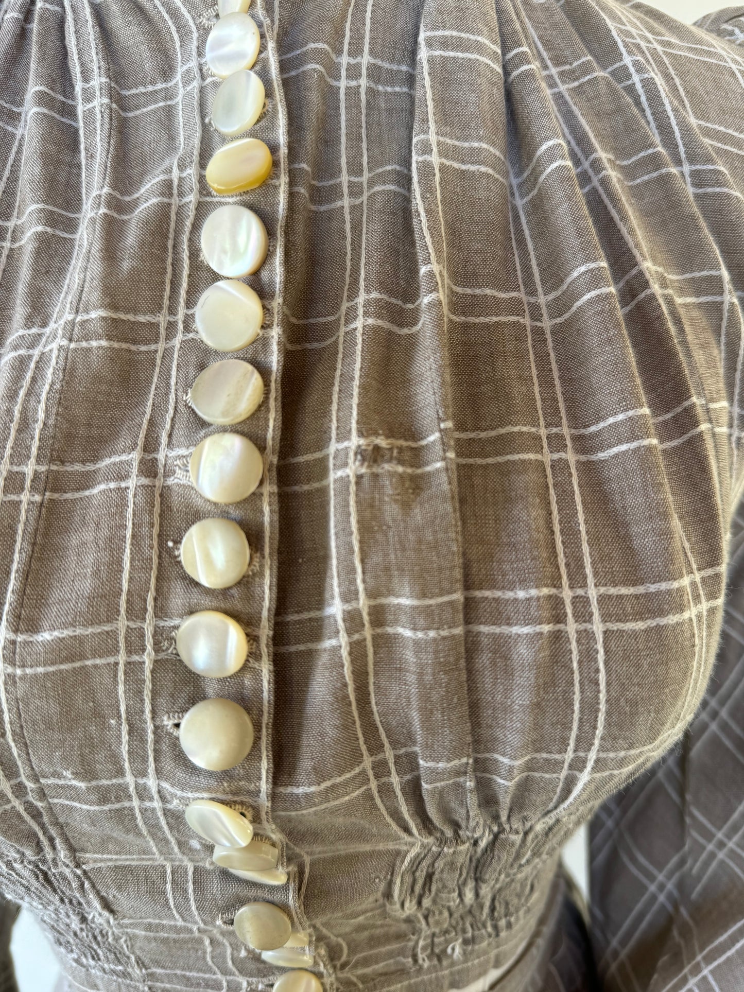 Antique 1800s Victorian Linen Set w/ Thick Shell Buttons- XS/S