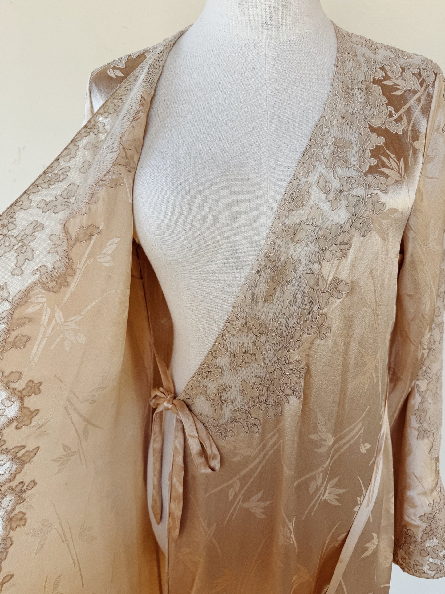 1930s Ivory Silk Charmeuse Bamboo Jacquard Angel Sleeve Robe- S/M-M