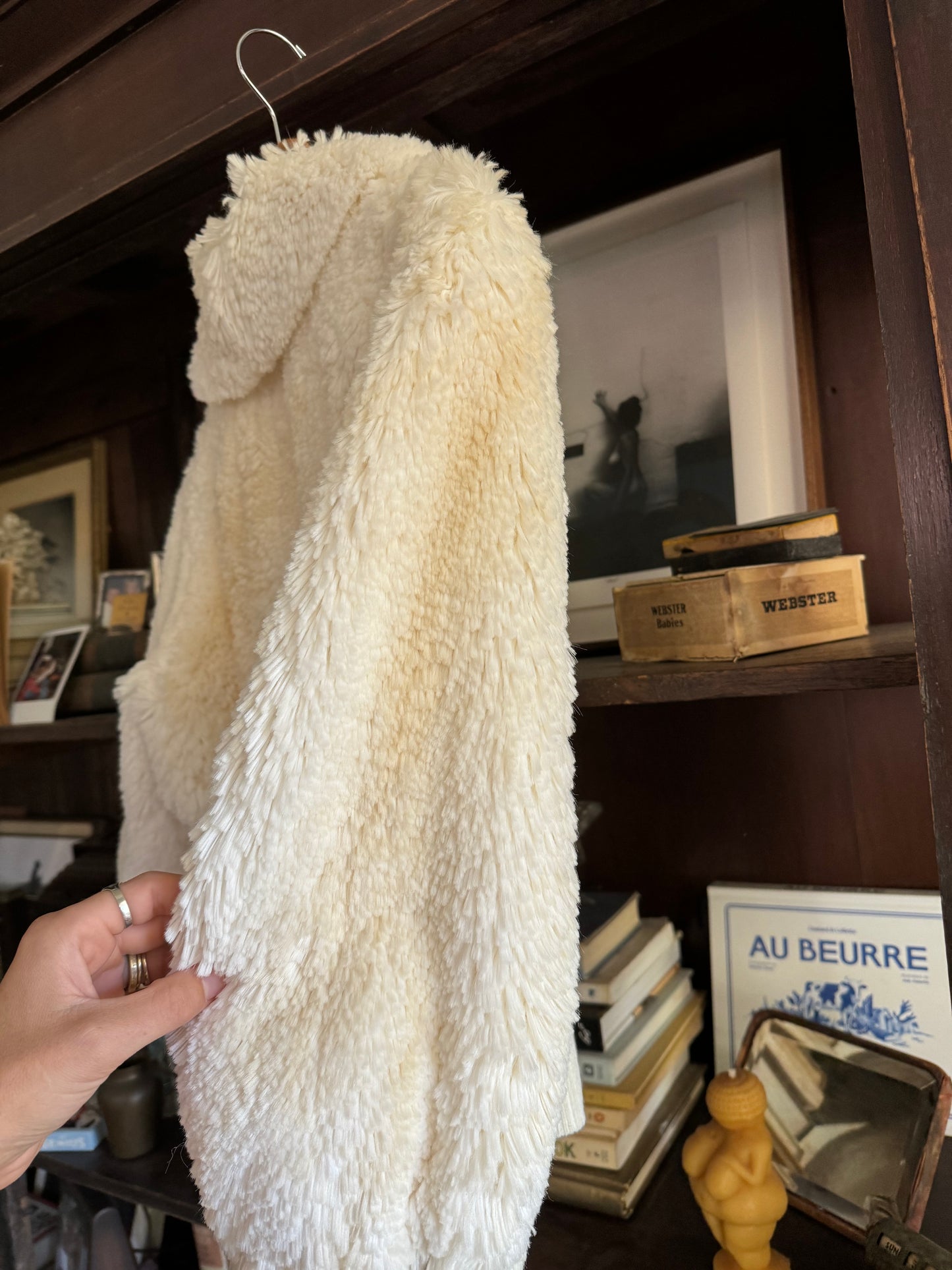 1970s White Cropped Faux Fur Jacket w/ Mutton Sleeves- M/L