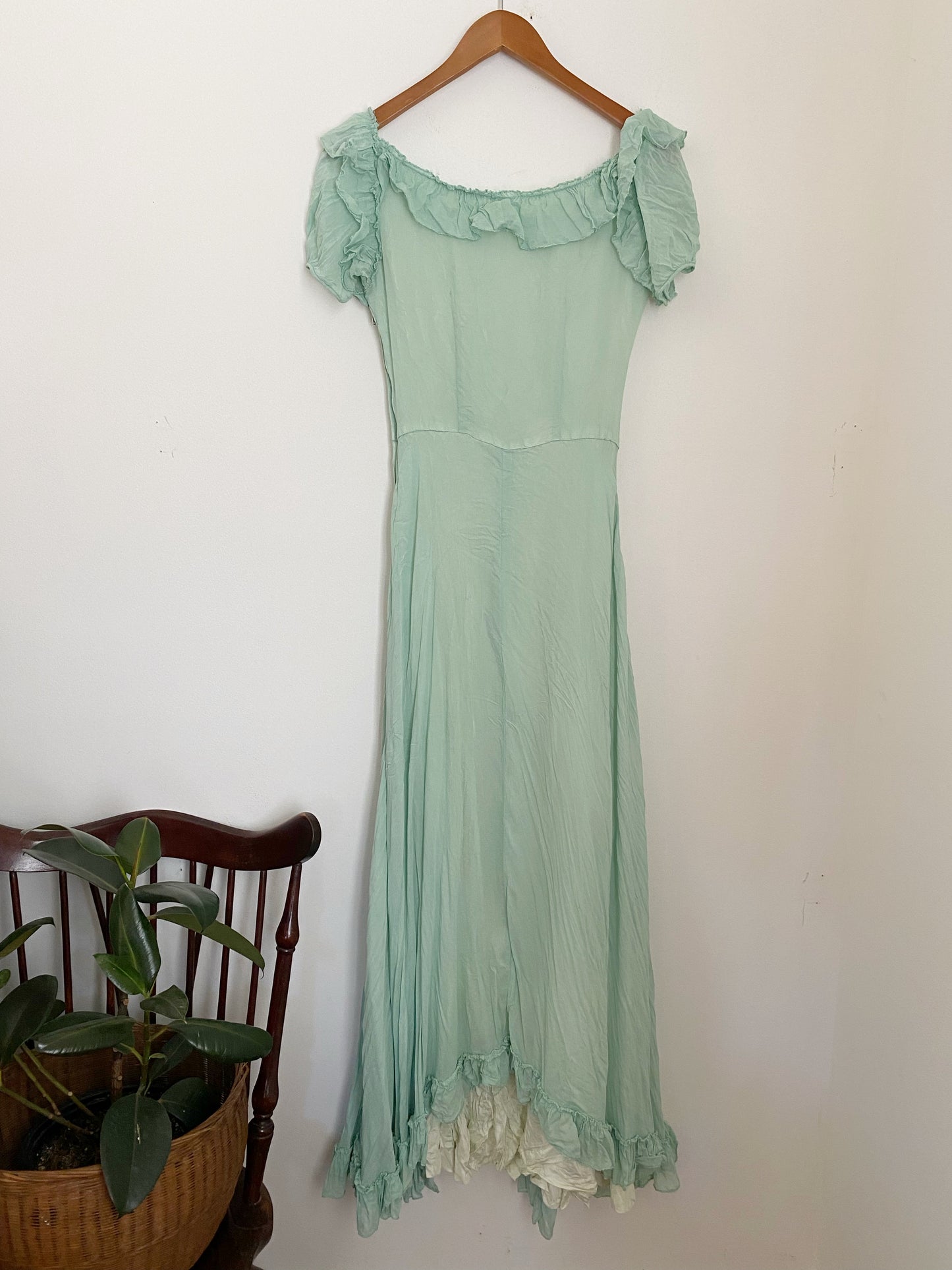 1940s Minty Chiffon Ruffled Gown- 5/6