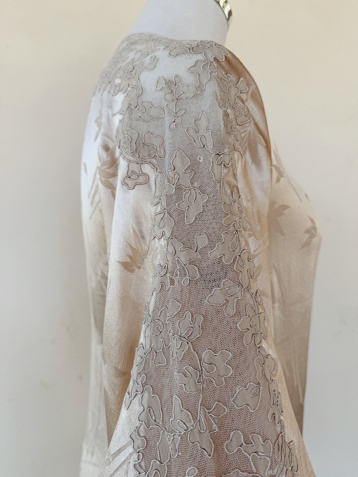 1930s Ivory Silk Charmeuse Bamboo Jacquard Angel Sleeve Robe- S/M-M