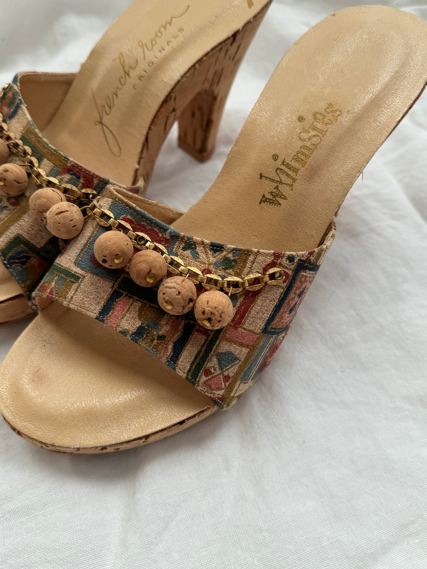 1950s Abstract Cork Heels w/ Golden Accents- 7