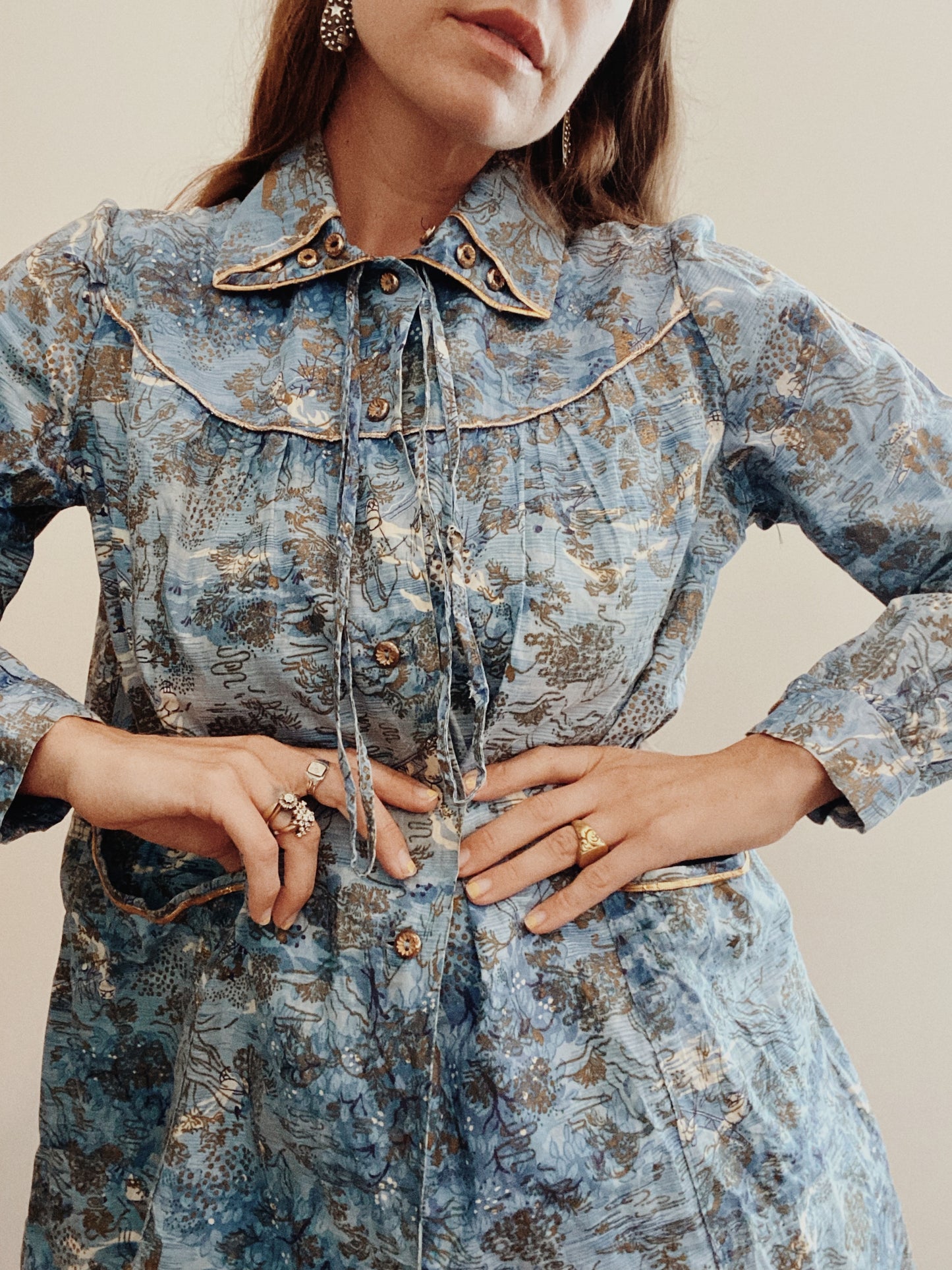 1950s Blue + Gold Cotton Chinoiserie Print Smock- M