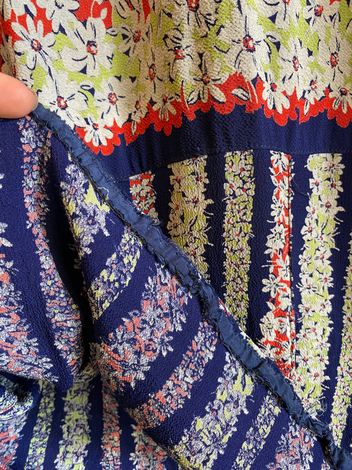 1930s Slinky Navy Floral Rayon Crepe Day Dress- S/M