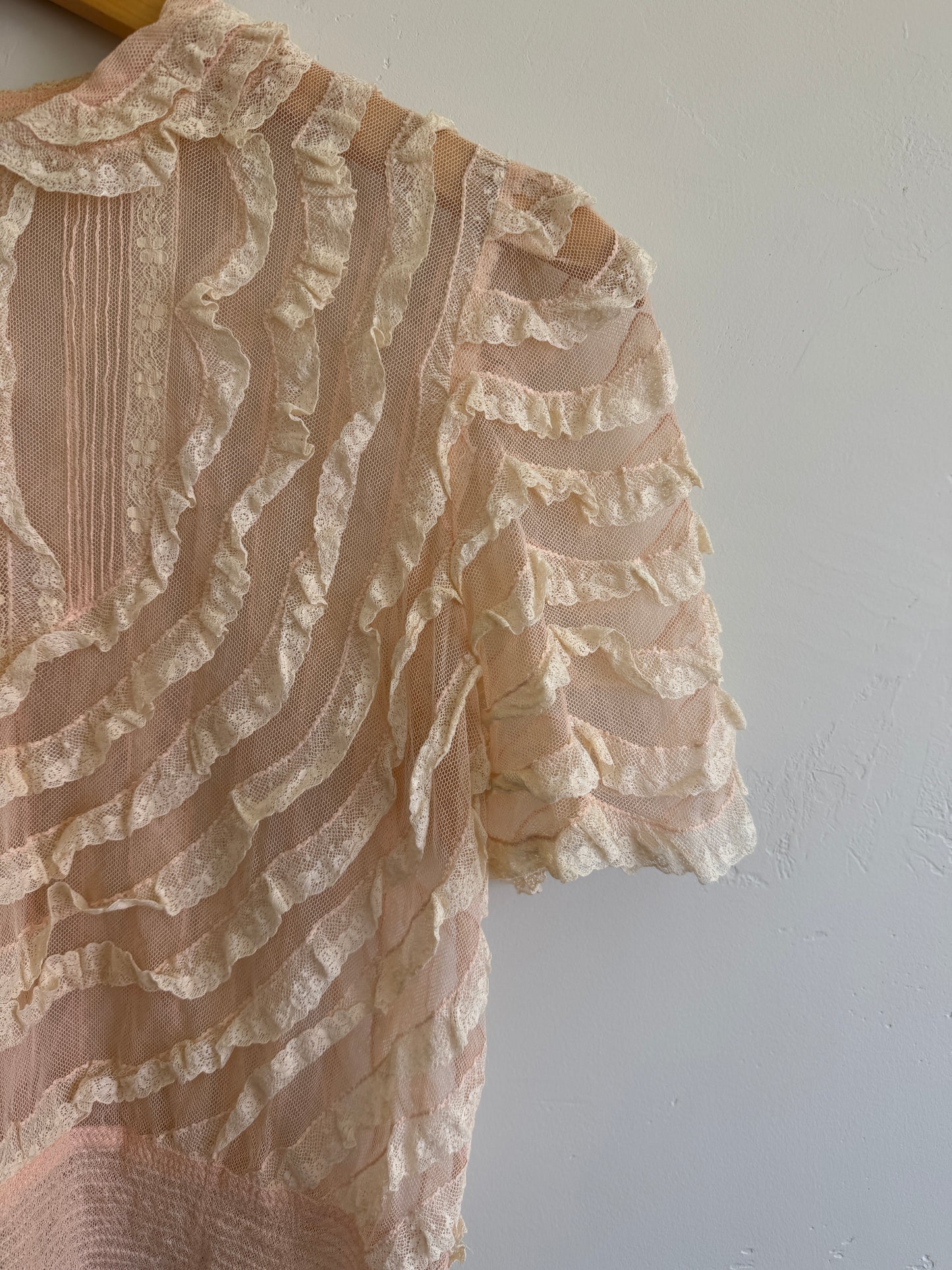 1930s/40s Blossom Pink Net + Lace Babydoll Blouse- S/M