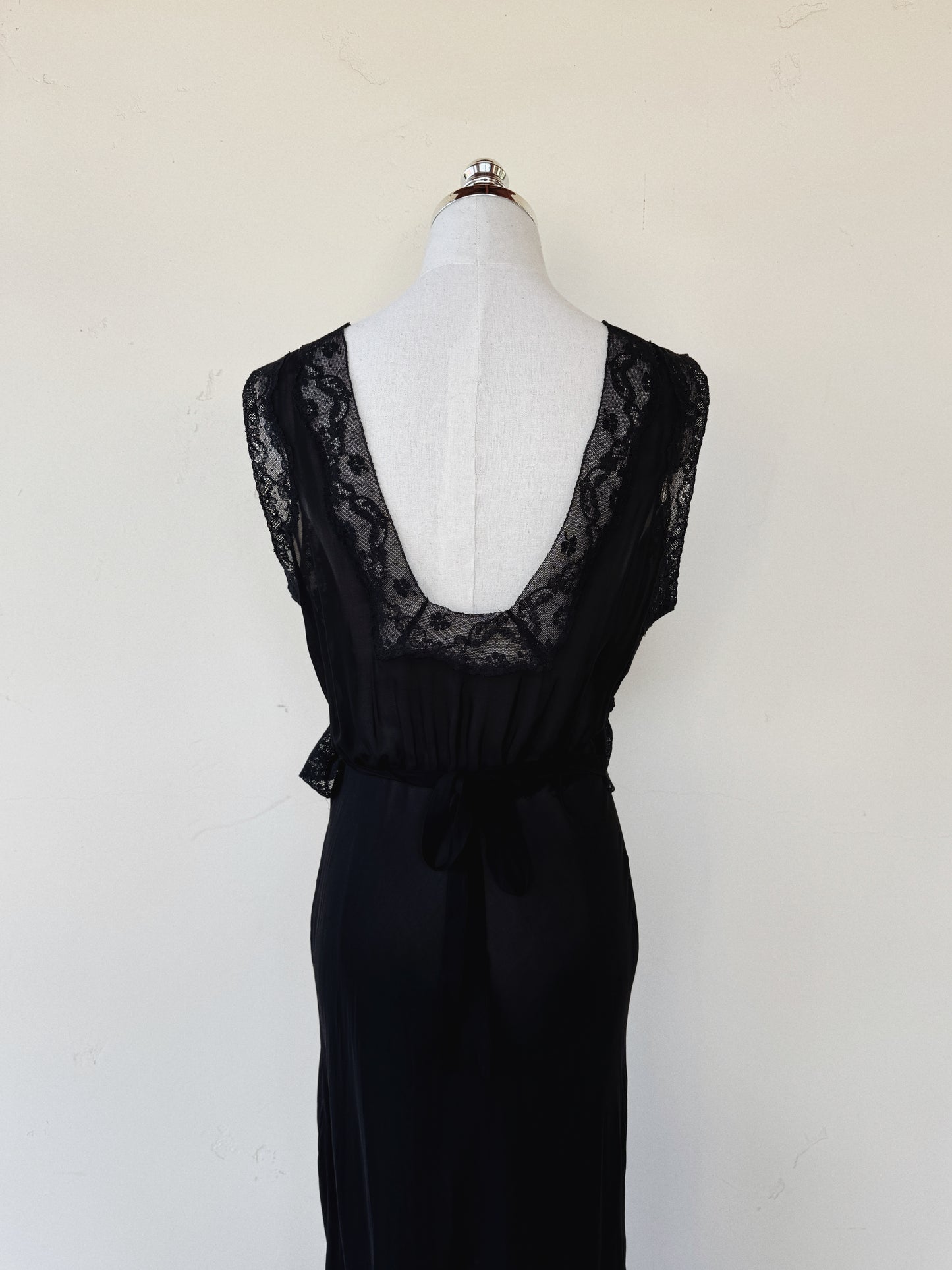 1940s Black Lace Slip w/ Lavender Rosettes- S/M