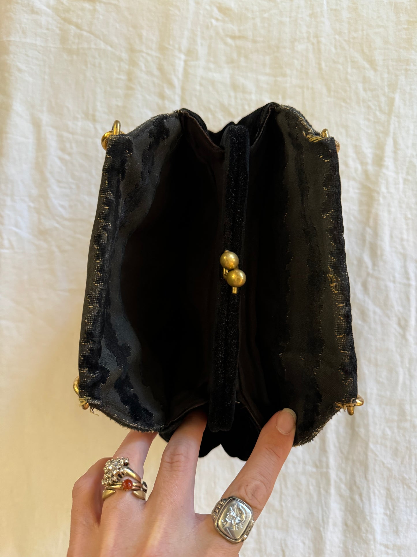 1940s Black Burnout Floral Velvet Bienen Davis Chain Handbag