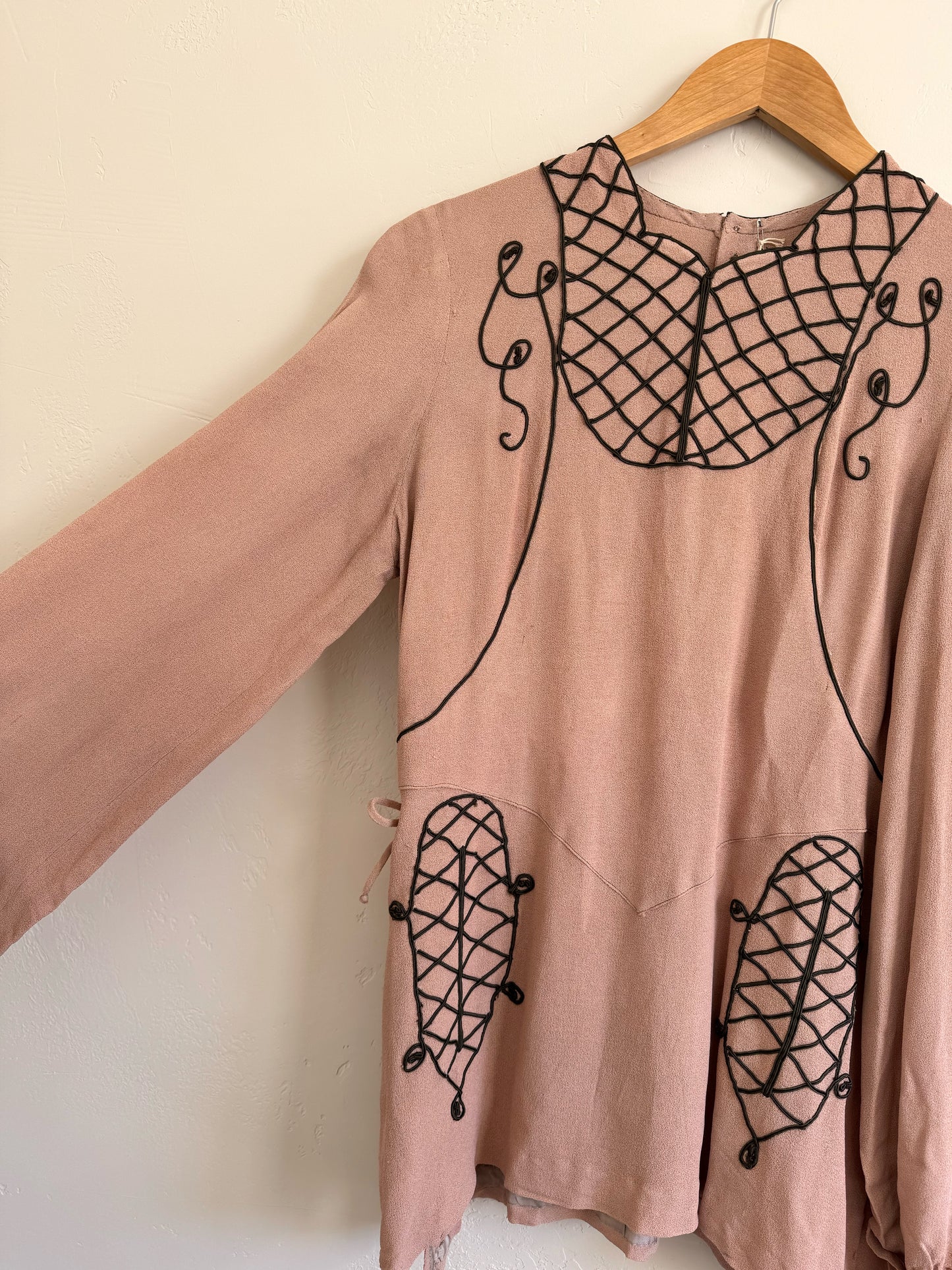 1940s Dusty Mauve Crepe Lattice Blouse w/ Lace Up Sides- S/M
