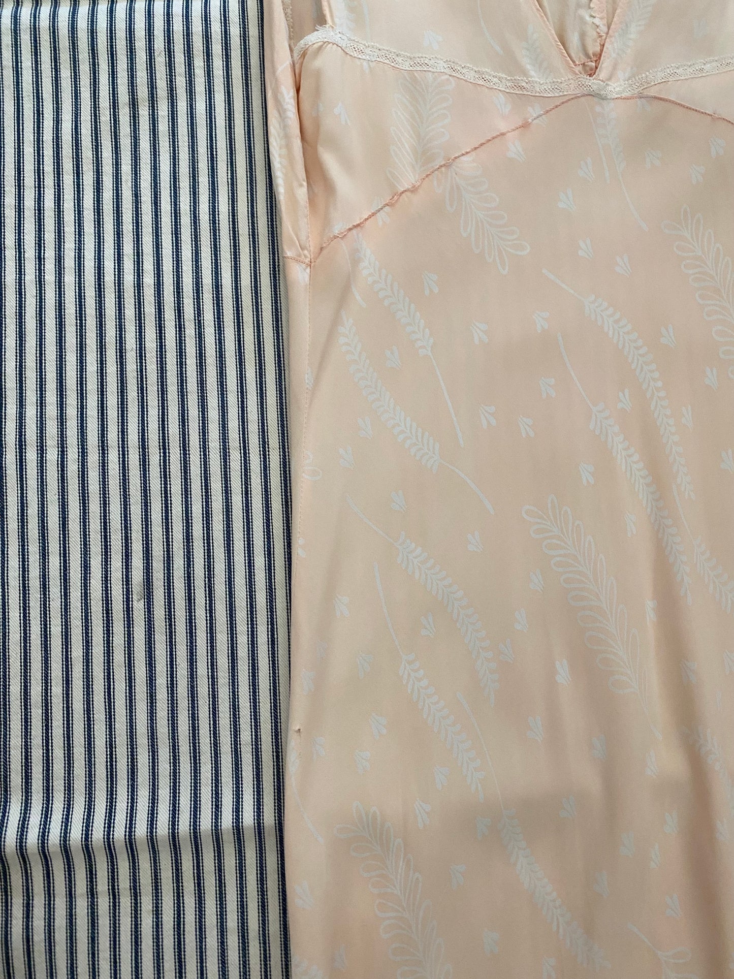 1940s Cold Rayon + Silk Pale Pink Slip Dress w/ White Leaf Print- S/M
