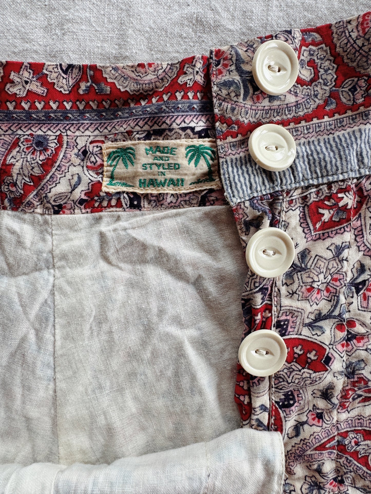 1930s/40s Paisley Hawaiian Fall Front Shorts- S-S/M