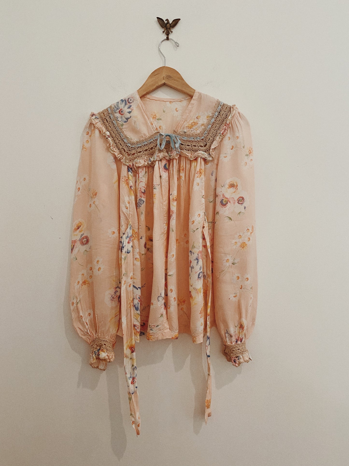 1930s/40s Rayon Jersey Crocheted Floral Bed Jacket Blouse- S/M