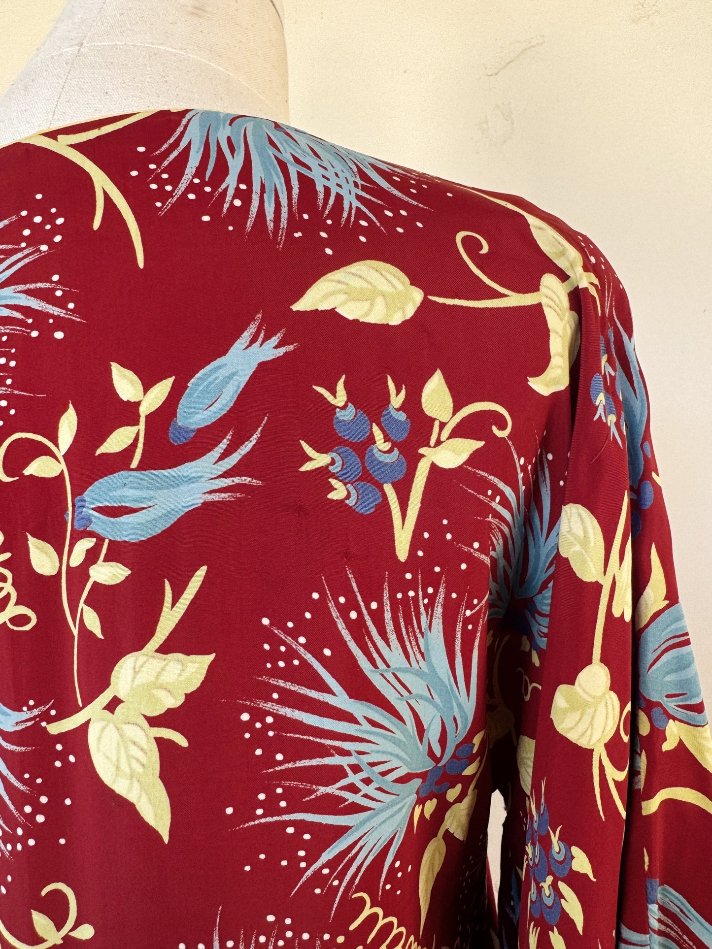 1940s Burgundy + Chartreuse Rayon Hawaiian Dress w/ Angel Sleeves- M