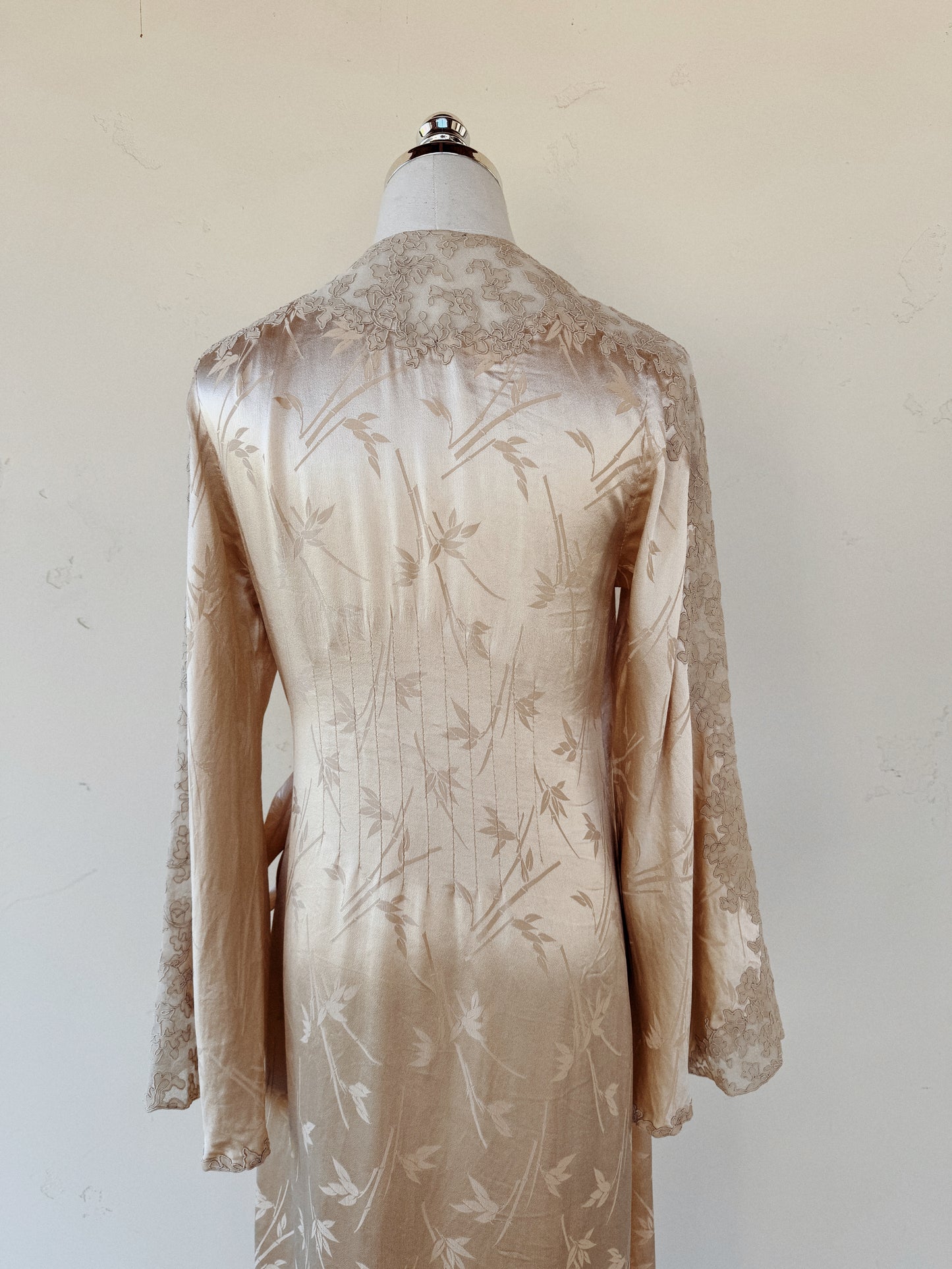 1930s Ivory Silk Charmeuse Bamboo Jacquard Angel Sleeve Robe- S/M-M