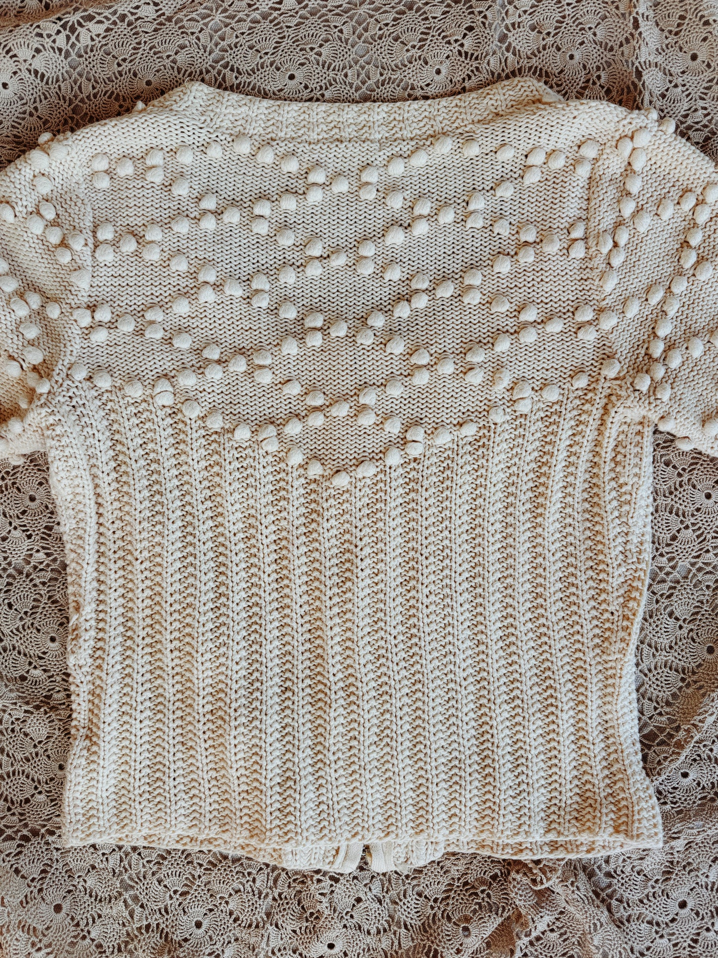 1930s/40s Cream Cropped Knit Top w/ Eyelet Closures + Bon Bons- S/M-M