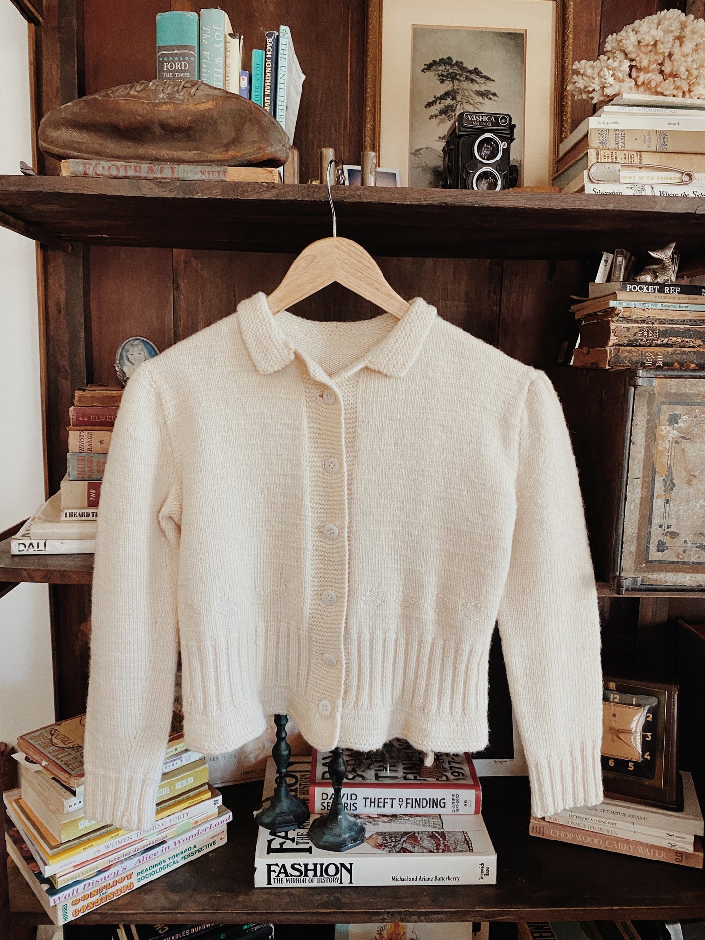 1930s/40s Creme Cropped Knit Cardigan- M