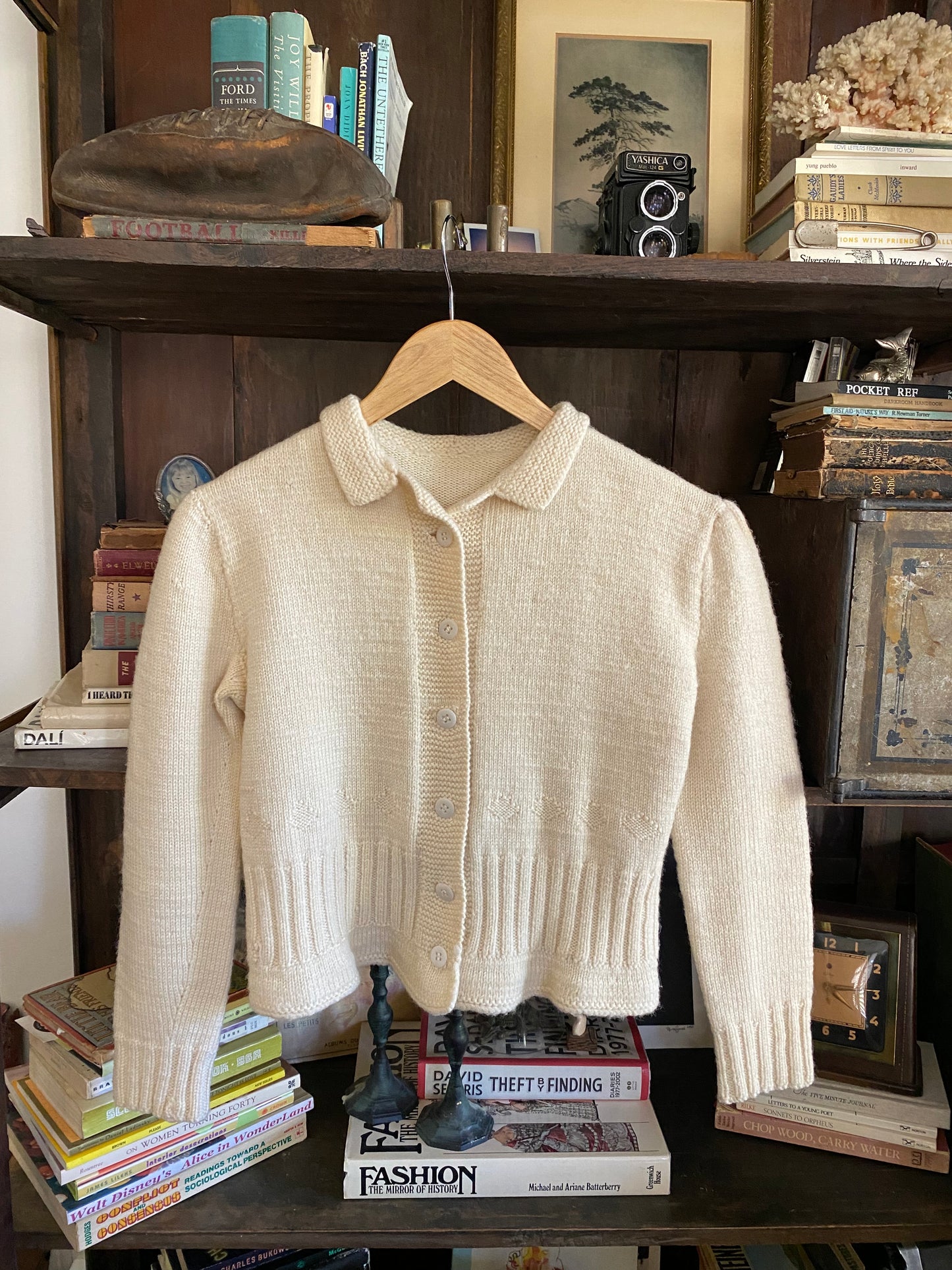1930s/40s Creme Cropped Knit Cardigan- M