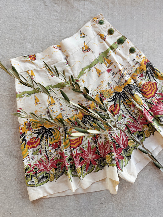 1930s Novelty Beachside Print Green Celluloid Side Button Shorts- M