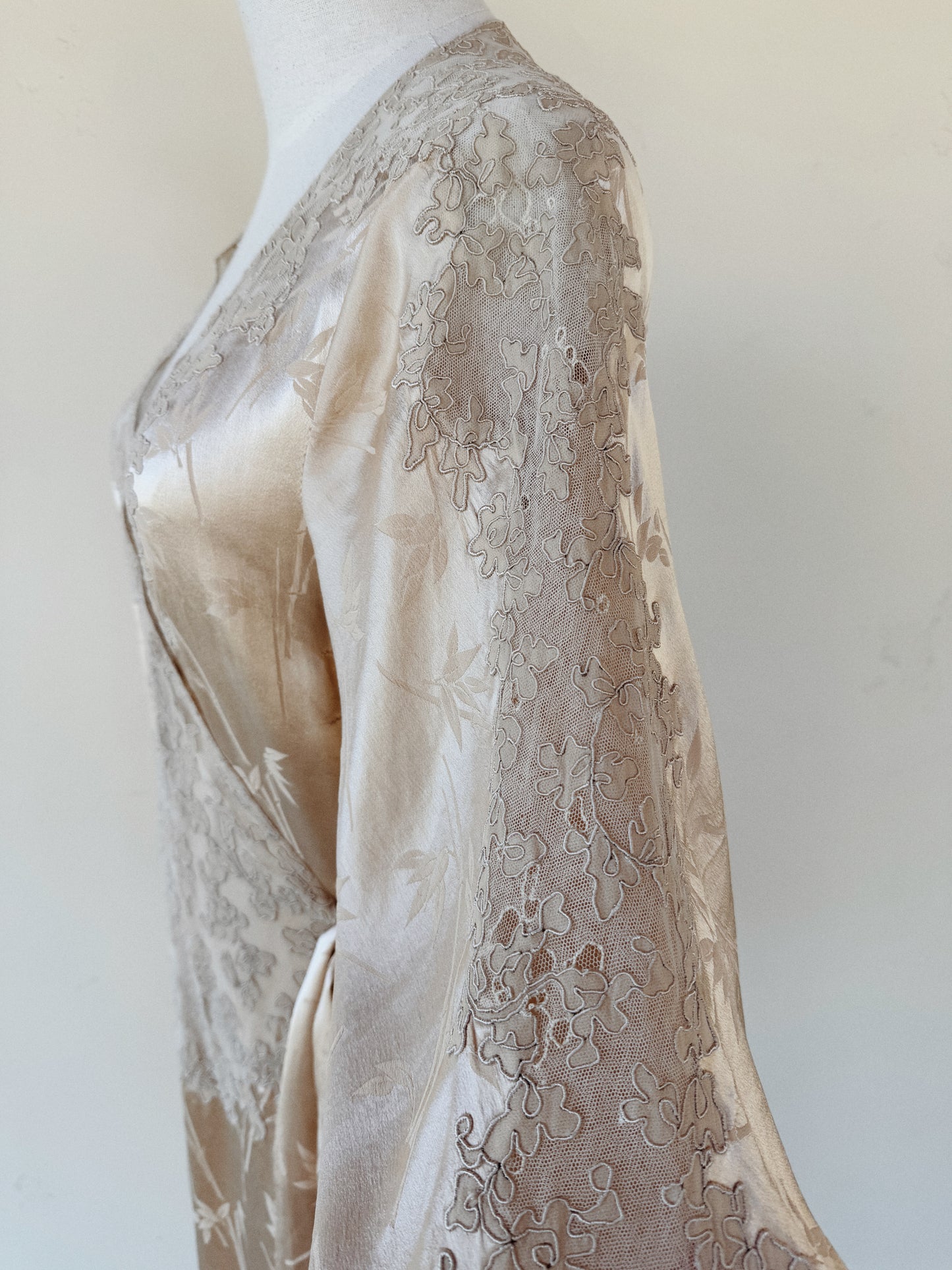 1930s Ivory Silk Charmeuse Bamboo Jacquard Angel Sleeve Robe- S/M-M