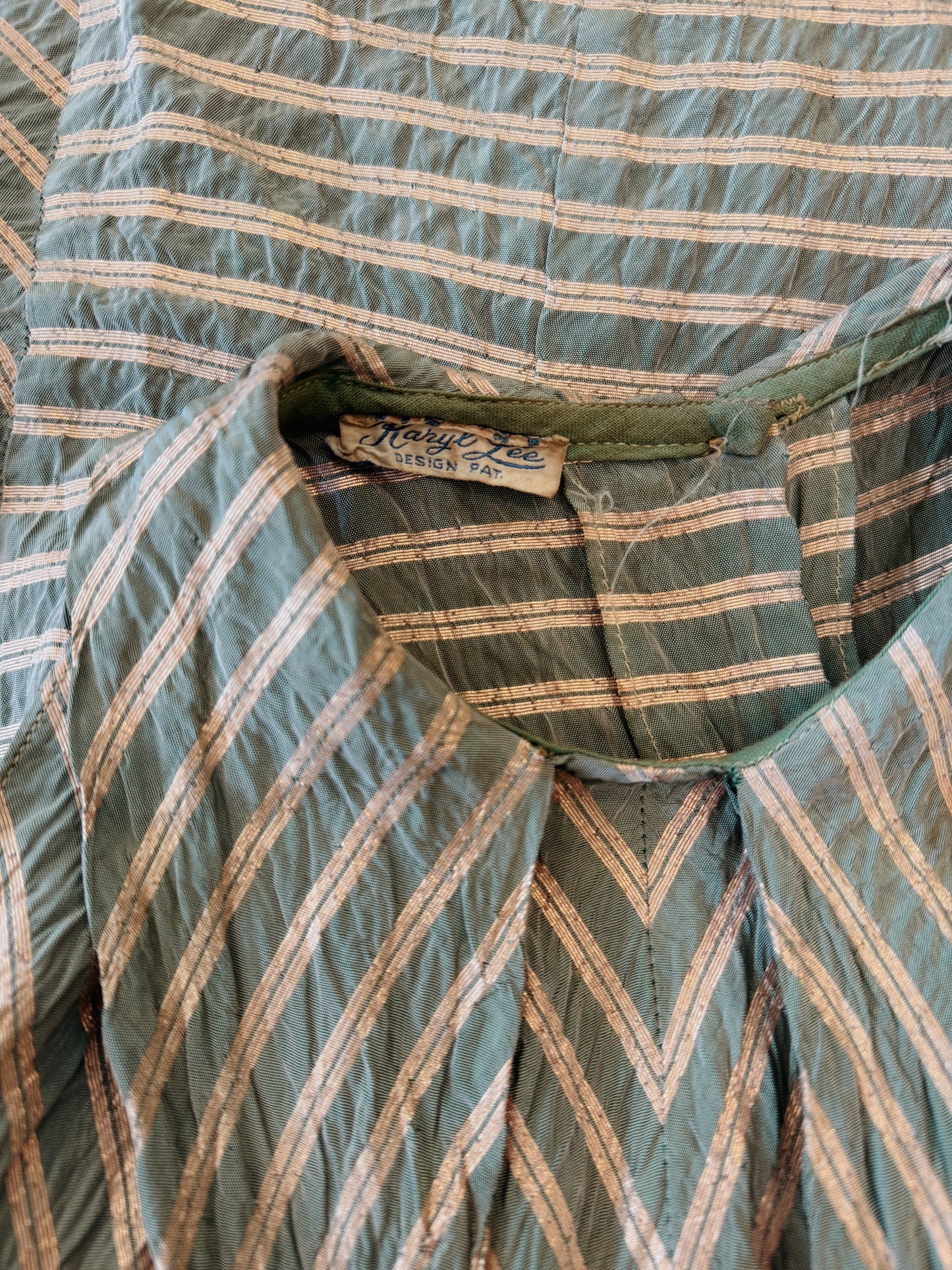 1930s Sea Foam Lamé Dagger Collar Halter Top- S/M