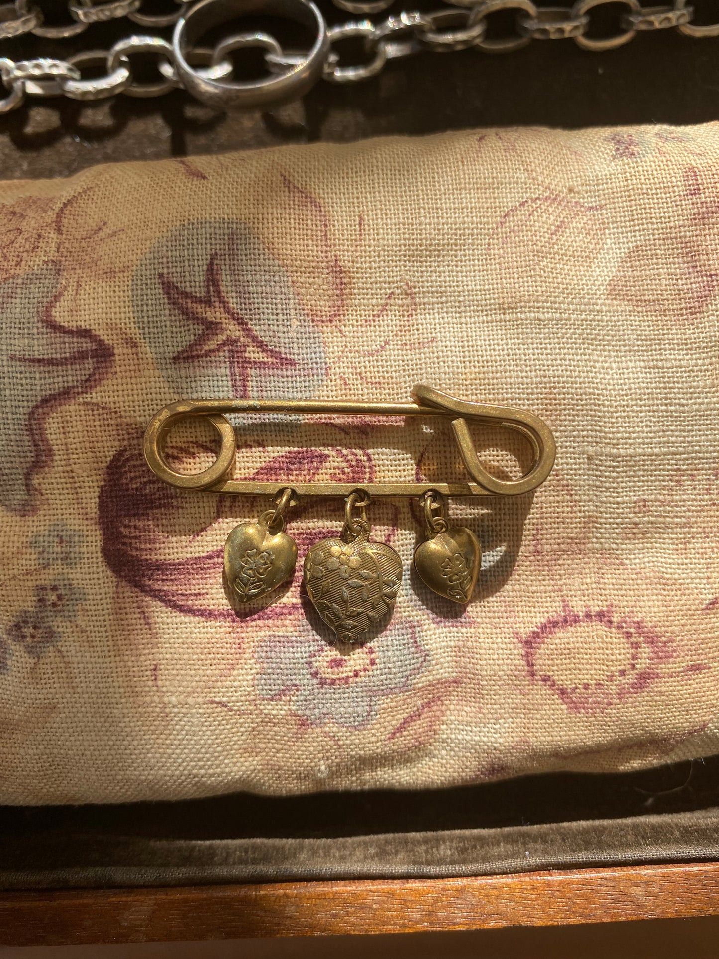 Early 1900s Heavy Brass “Forget Me Not” Pin Brooch