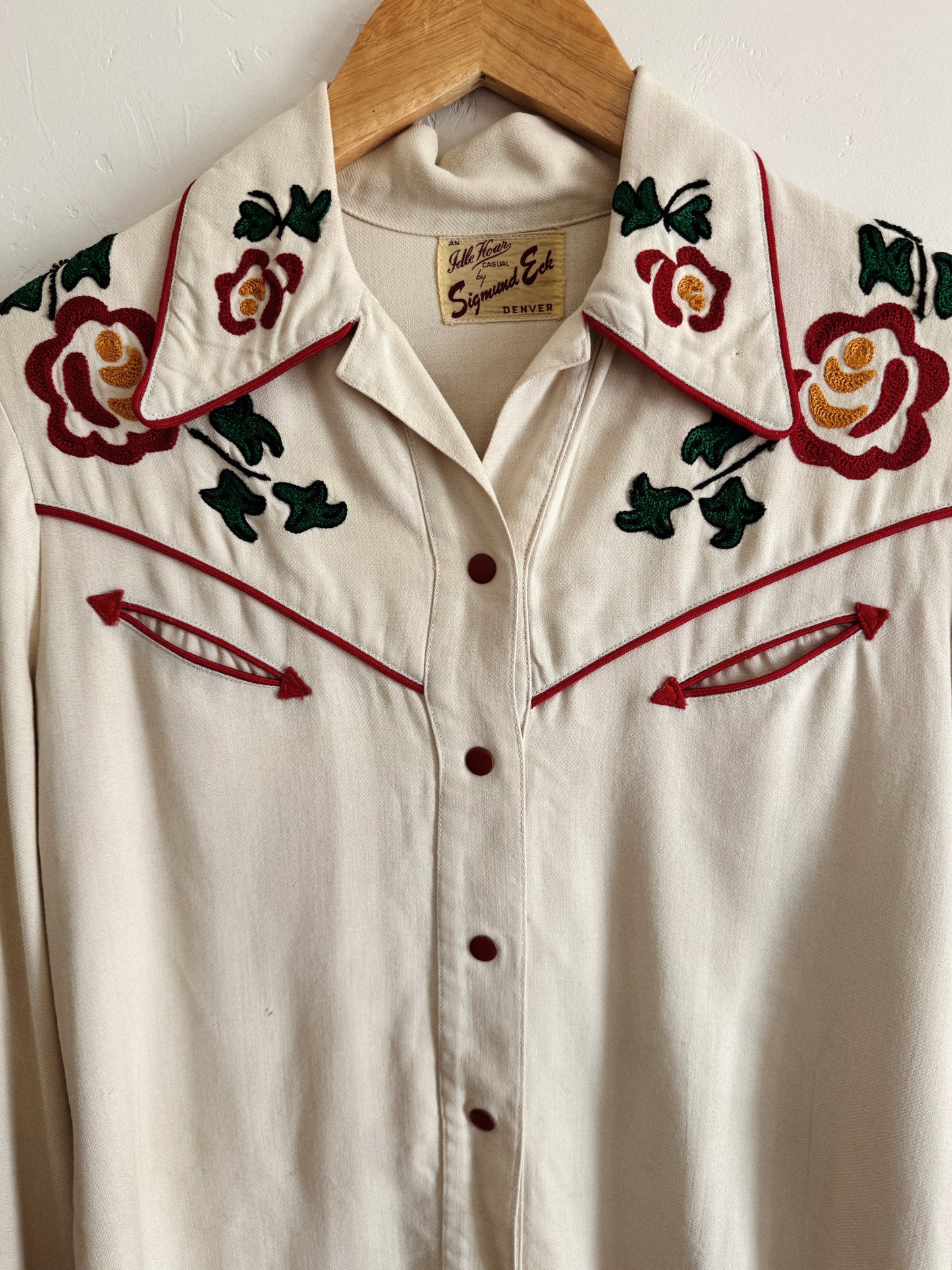 1940s Ivory Western Floral Chain Stitched Blouse- S/M