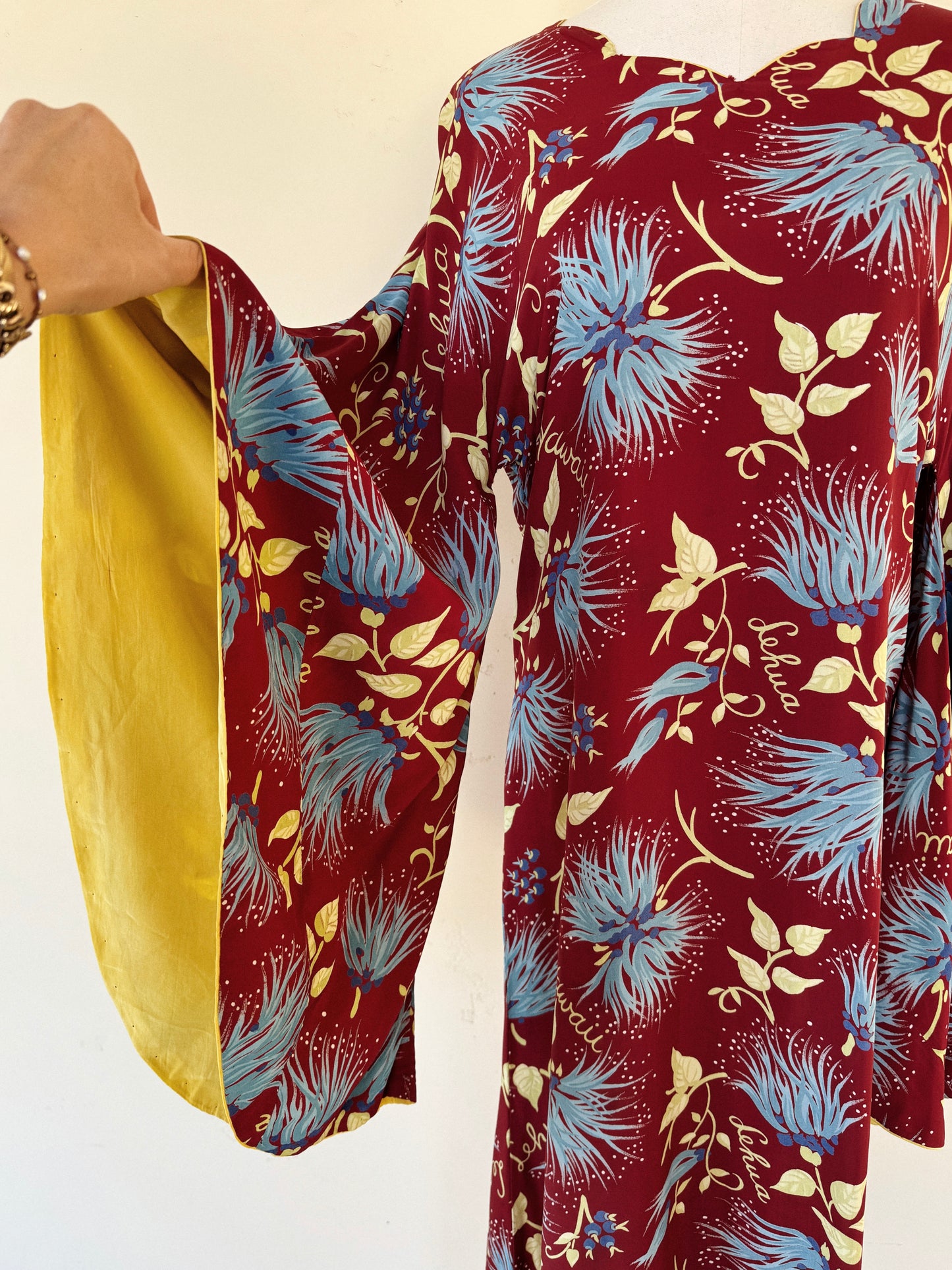 1940s Burgundy + Chartreuse Rayon Hawaiian Dress w/ Angel Sleeves- M