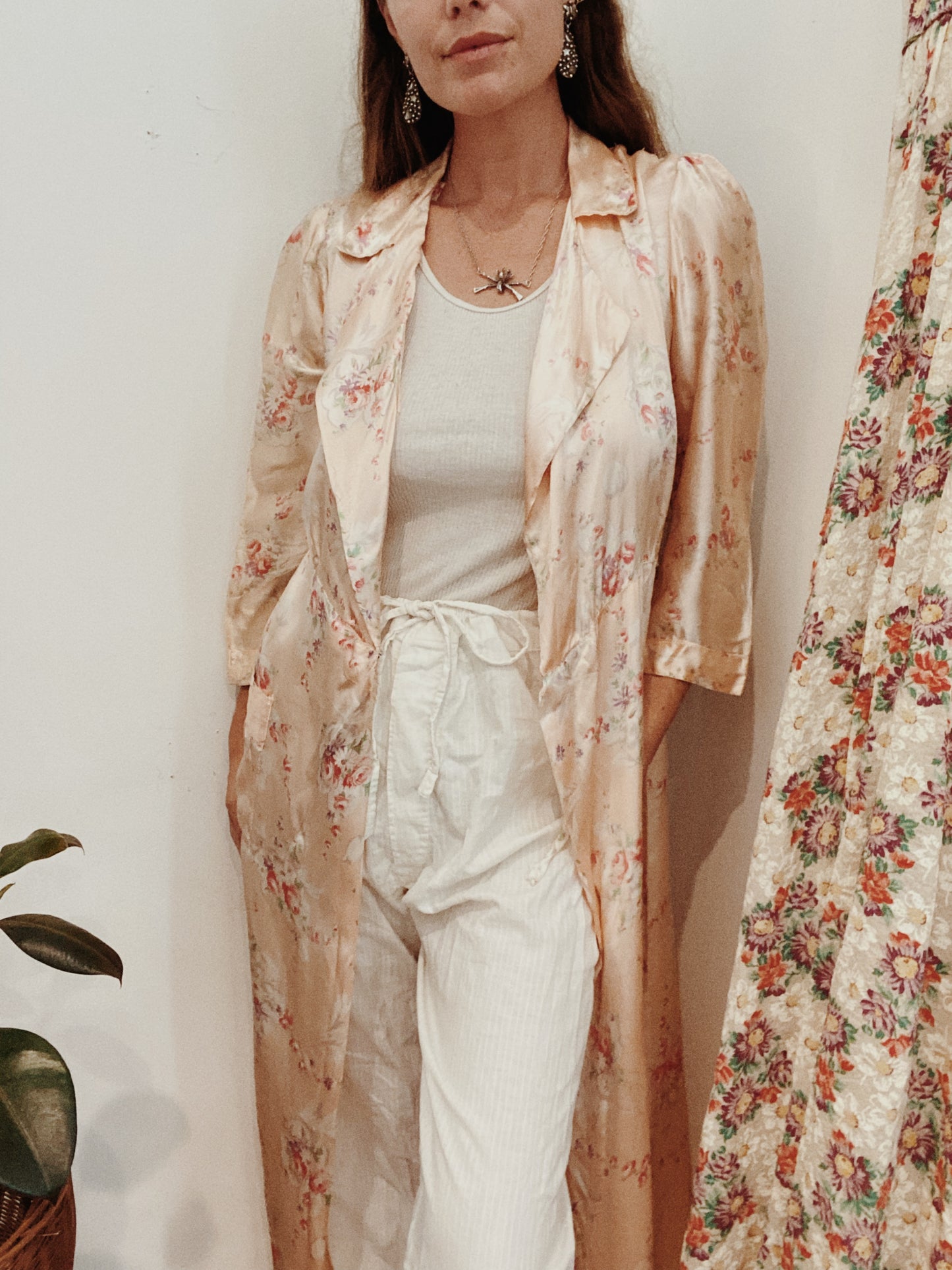 1940s Rococo Floral Satin Rayon Robe Duster- M