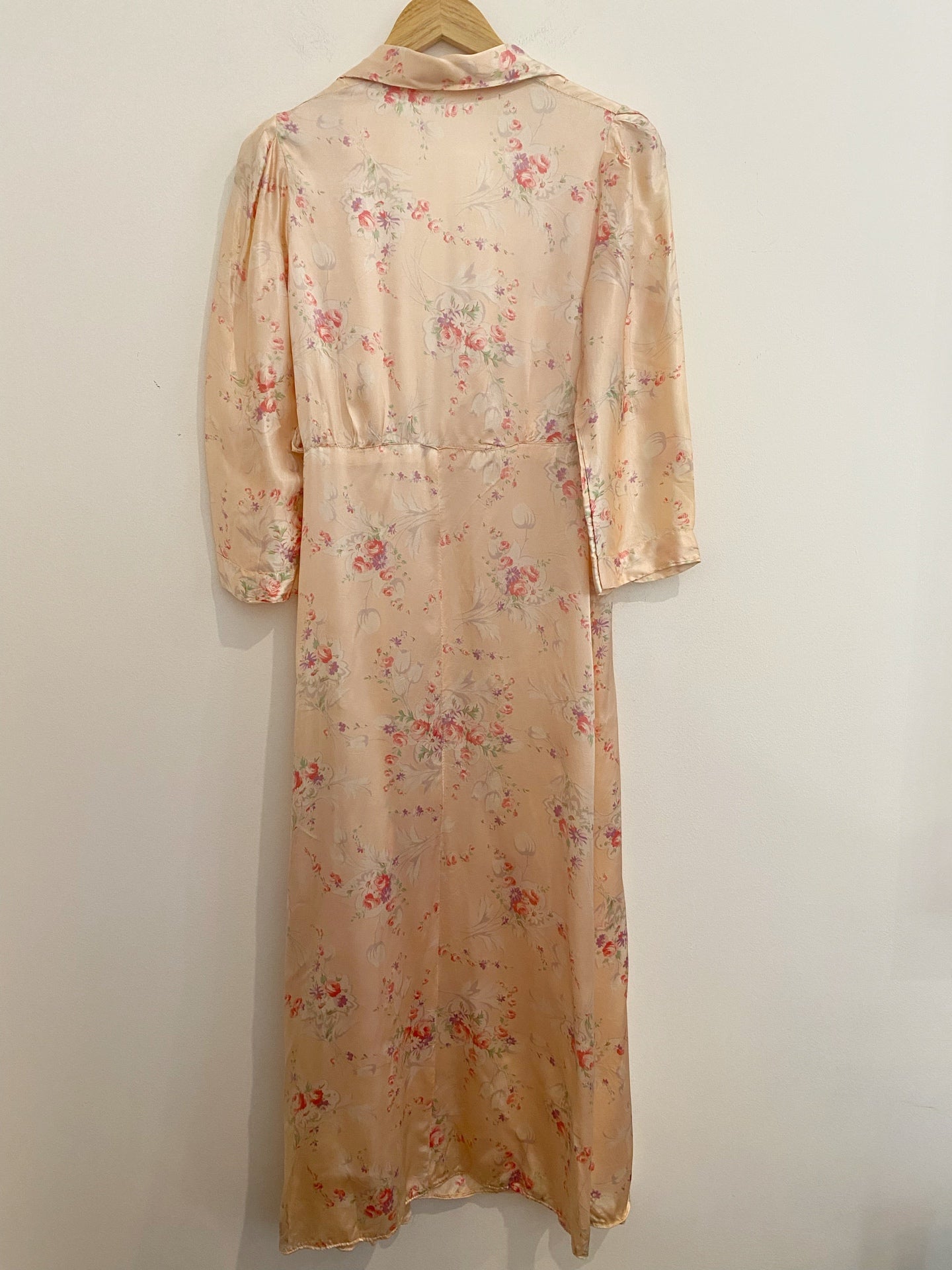 1940s Rococo Floral Satin Rayon Robe Duster- M