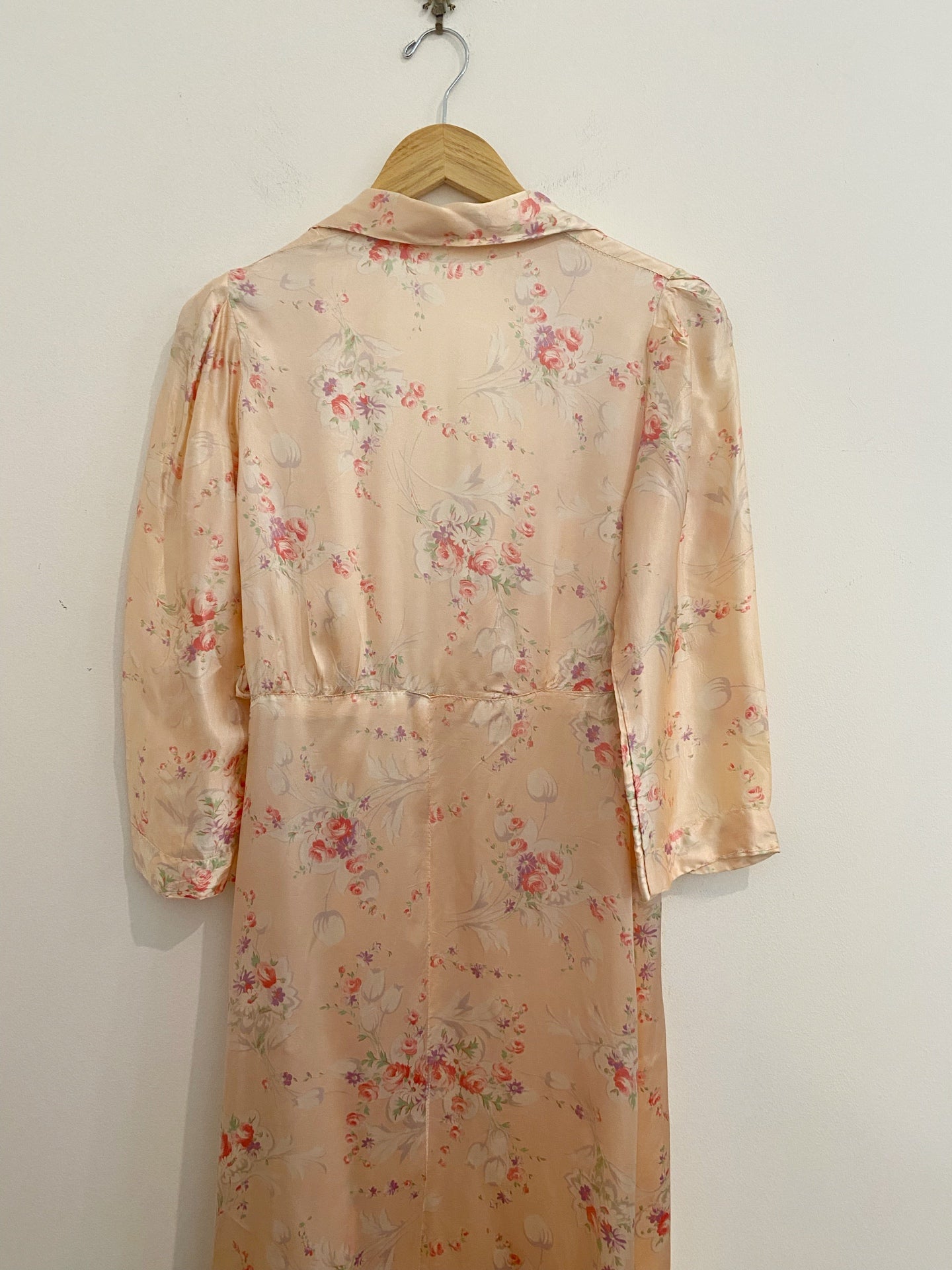 1940s Rococo Floral Satin Rayon Robe Duster- M