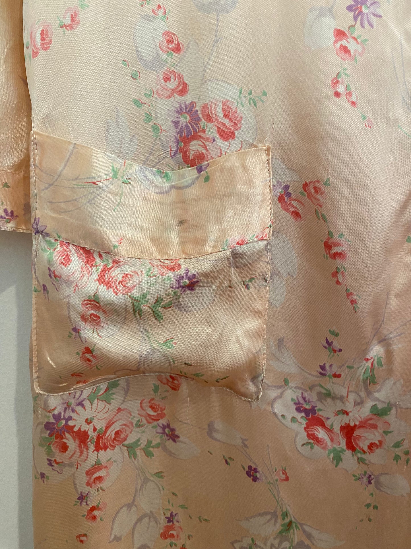 1940s Rococo Floral Satin Rayon Robe Duster- M